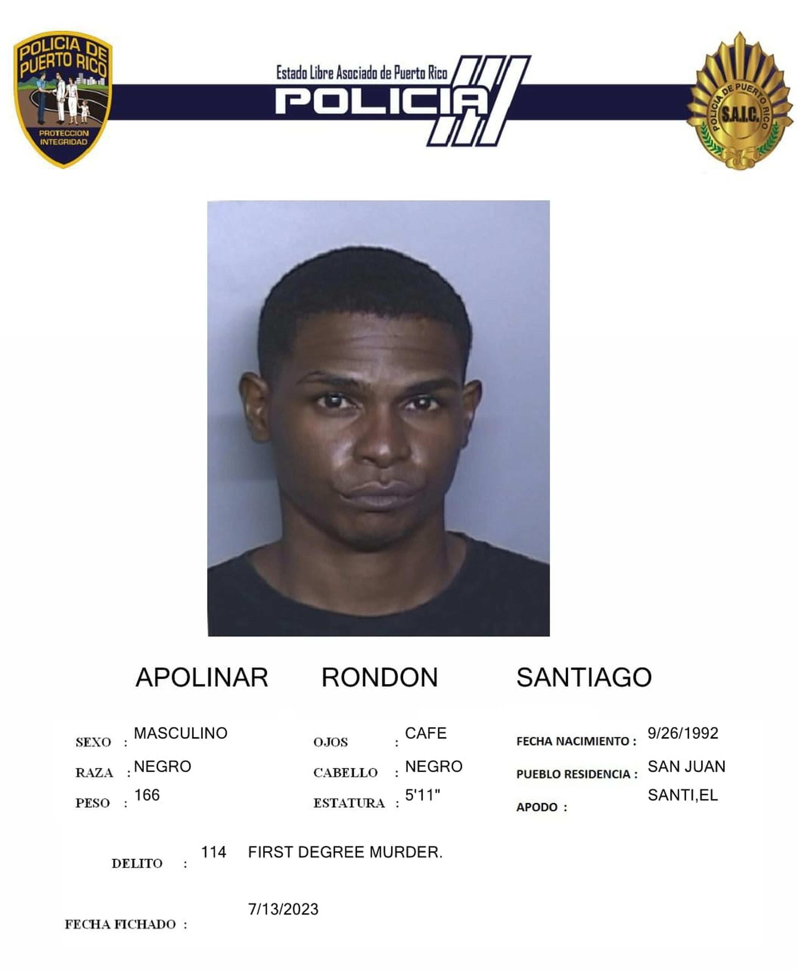 Santiago Apolinar Rondón enfrenta cargos por el asesinado de dos hermanastros en un restaurante de Condado donde todos laboraban.