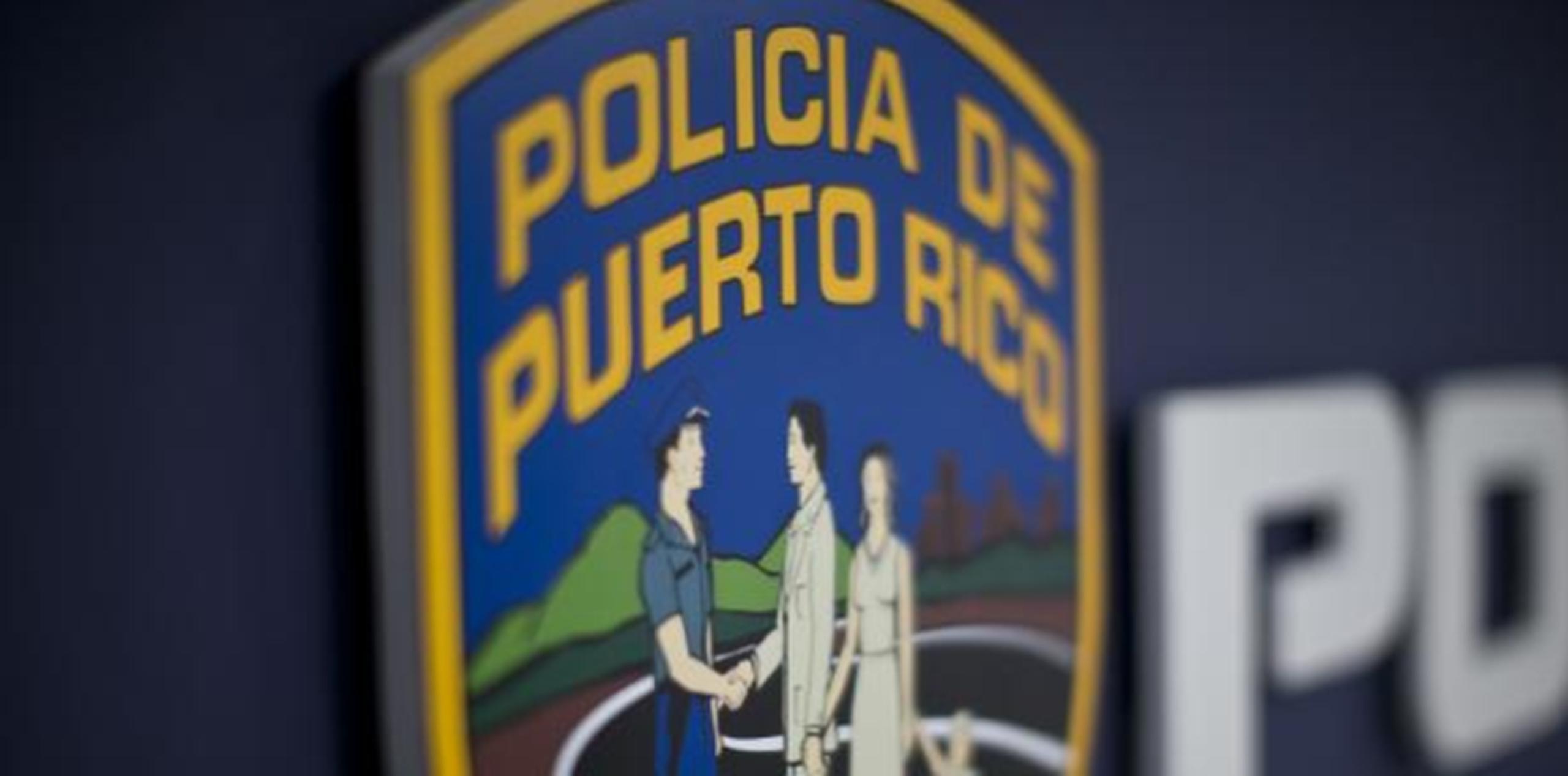 La Policía continúa investigando en torno al doble asesinato ocurrido este sábado en un negocio de Aguadilla. (Archivo)