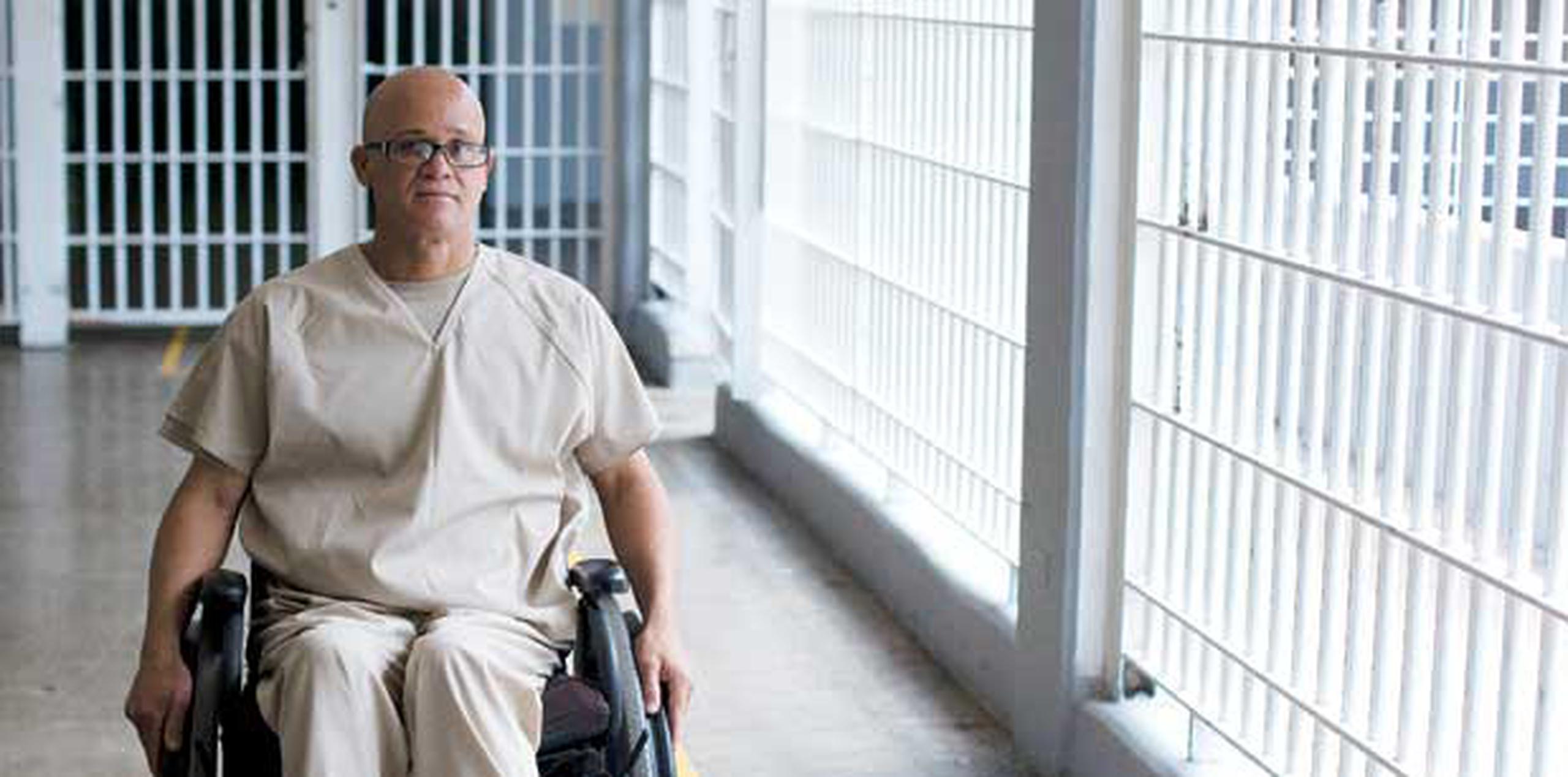 Alejandro Ovalle Mejías, es parapléjico y lleva siete años confinado en la 448 de la cárcel regional de Bayamón. (teresa.canino@gfrmedia.com)
