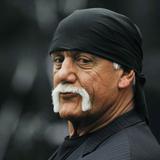 Luchador Kurt Angle reporta que Hulk Hogan ha perdido todo el sentido sensorial de sus piernas