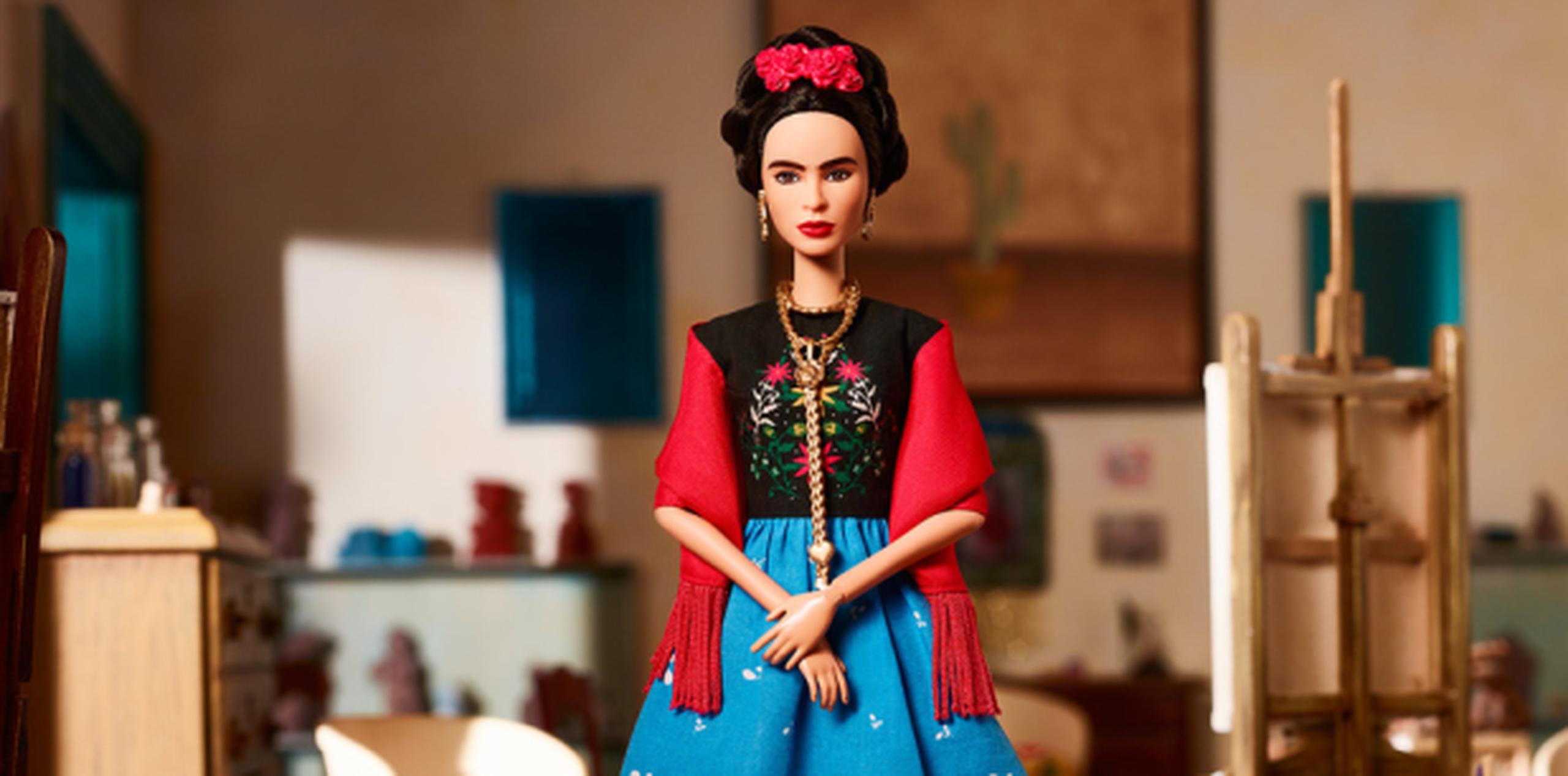Mara de Anda Romeo, sobrina nieta de Kahlo, argumenta que el fabricante de juguetes Mattel no tiene los derechos para usar la imagen de la pintora como parte de su serie Mujeres que Inspiran. (Archivo)