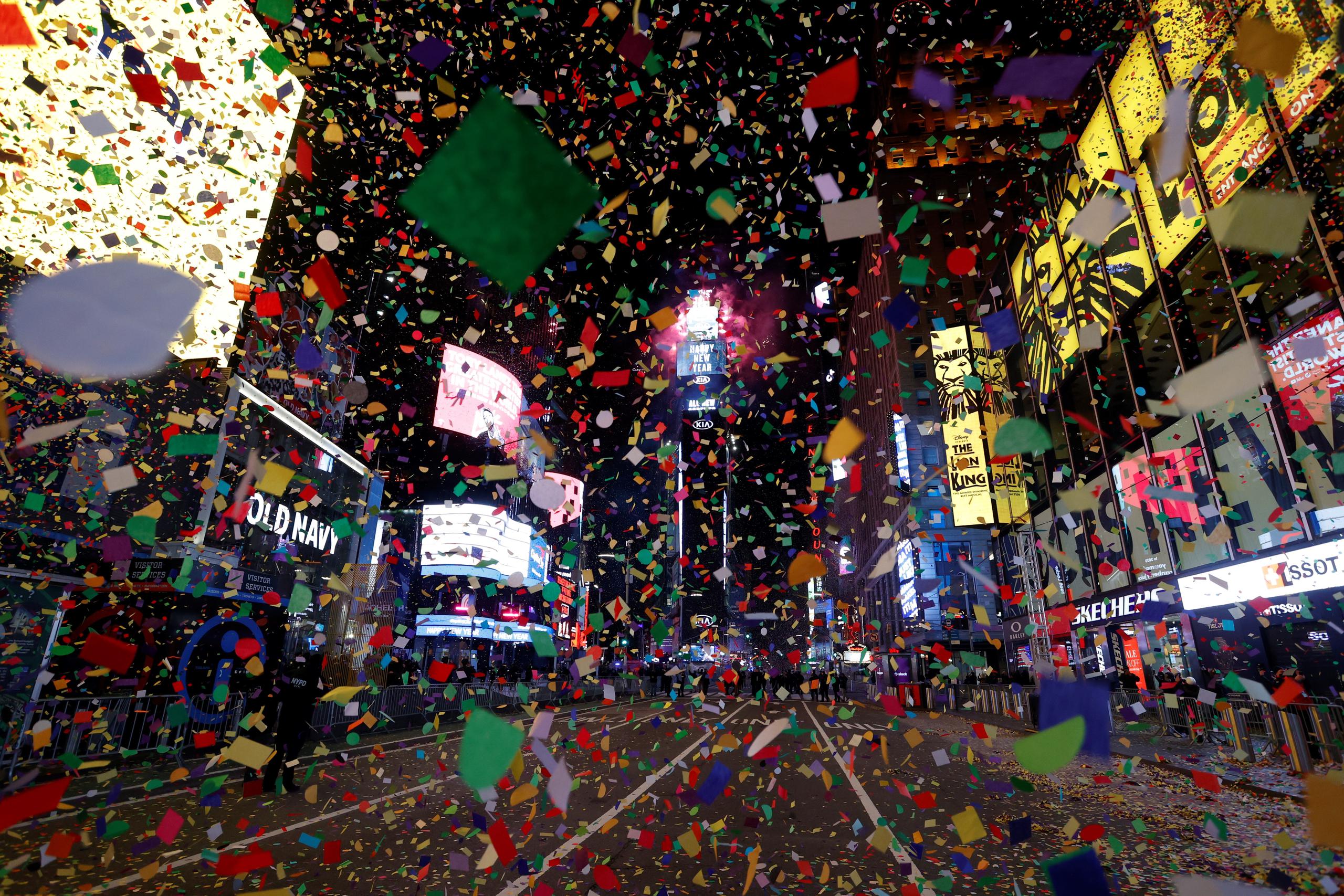 El alcalde de Nueva York, Bill de Blasio, indica que "una celebración grande y con toda la fuerza está regresando a Nueva York".