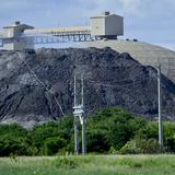 DRNA se opone a enmendar ley que prohíbe el depósito de cenizas de carbón