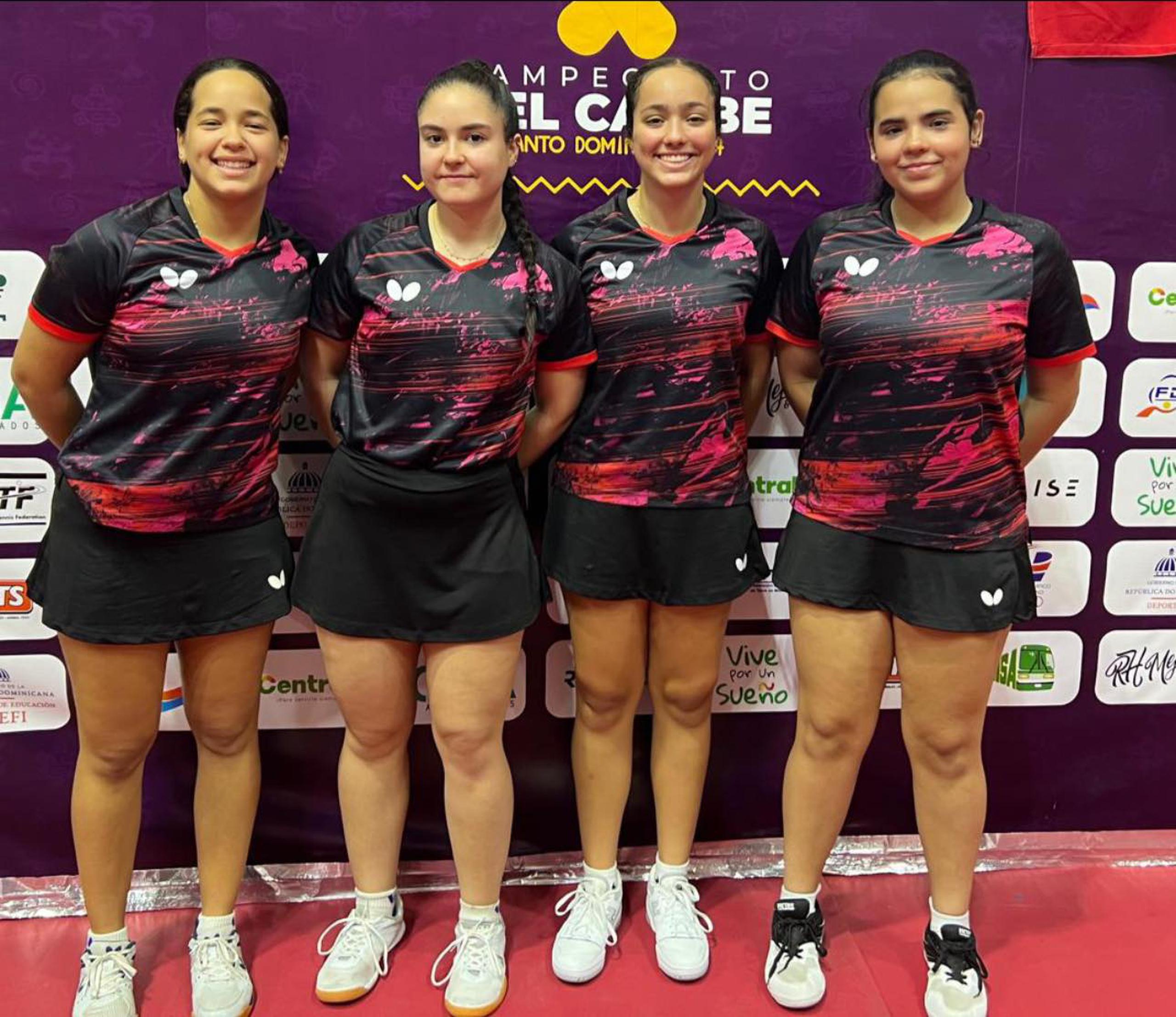 Alondra Rodríguez, Brianna Burgos, Edmarie León y Fabiola Díaz conformaron el equipo femenino que ganó la medalla de oro por equipos en el Campeonato del Caribe.