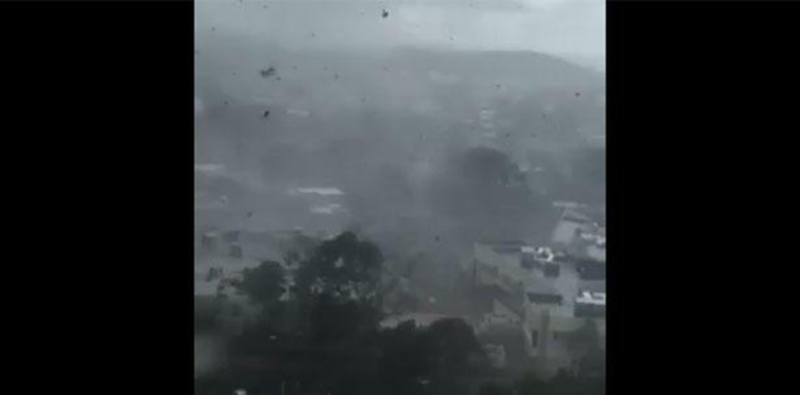 El meteorólogo detalló que el tornado recorrió tres cuartos de milla o alrededor de 4,500 pies entre la zona de Villa Andalucía, en Trujillo Alto, y Park Gardens, en Río Piedras.