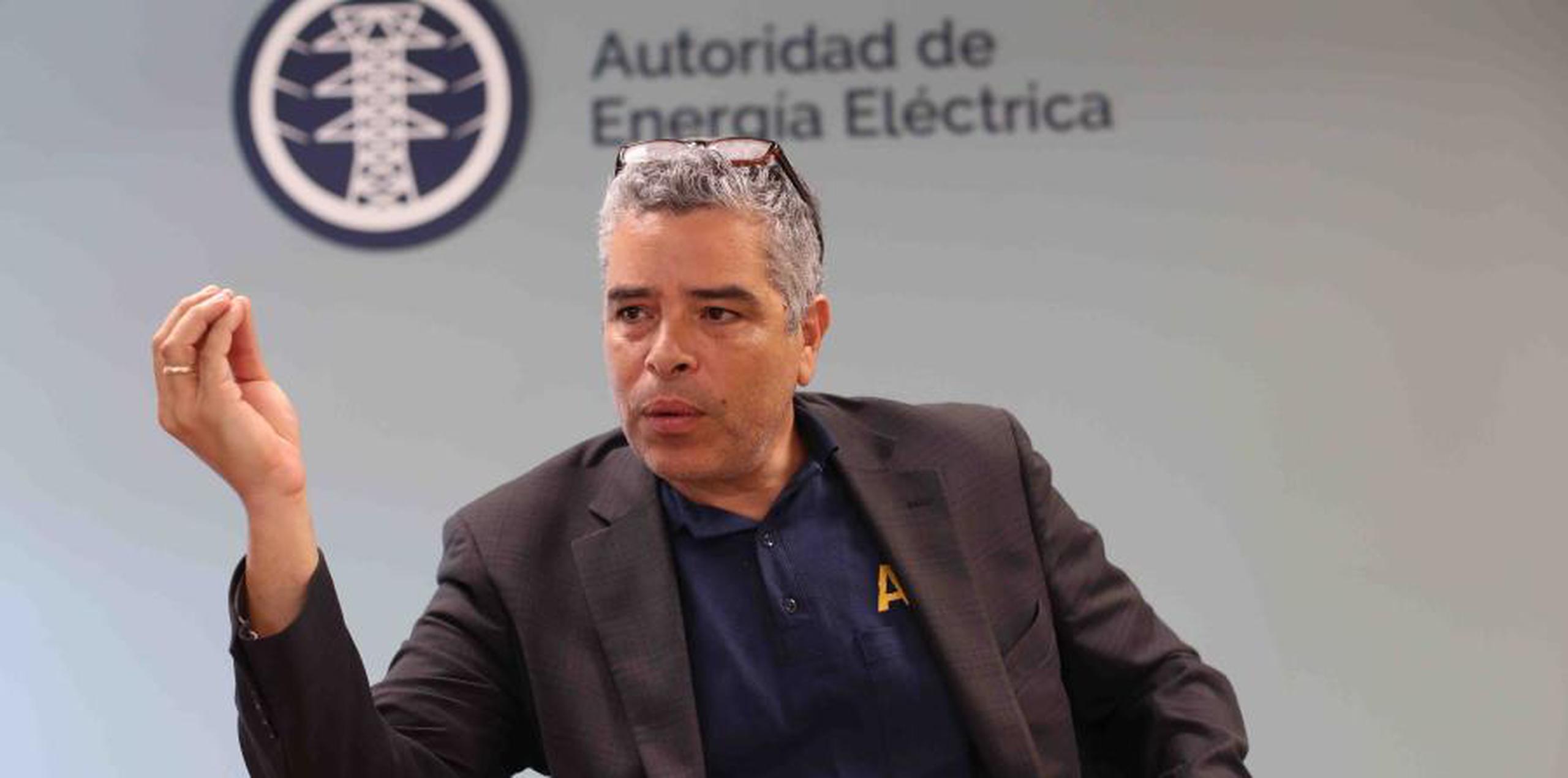 El director de la AEE, Ricardo Ramos, ha dicho que necesita de $750 millones adicionales para hacer la reparación total del sistema energético, lo que se estima en $1,300 millones. (Archivo)