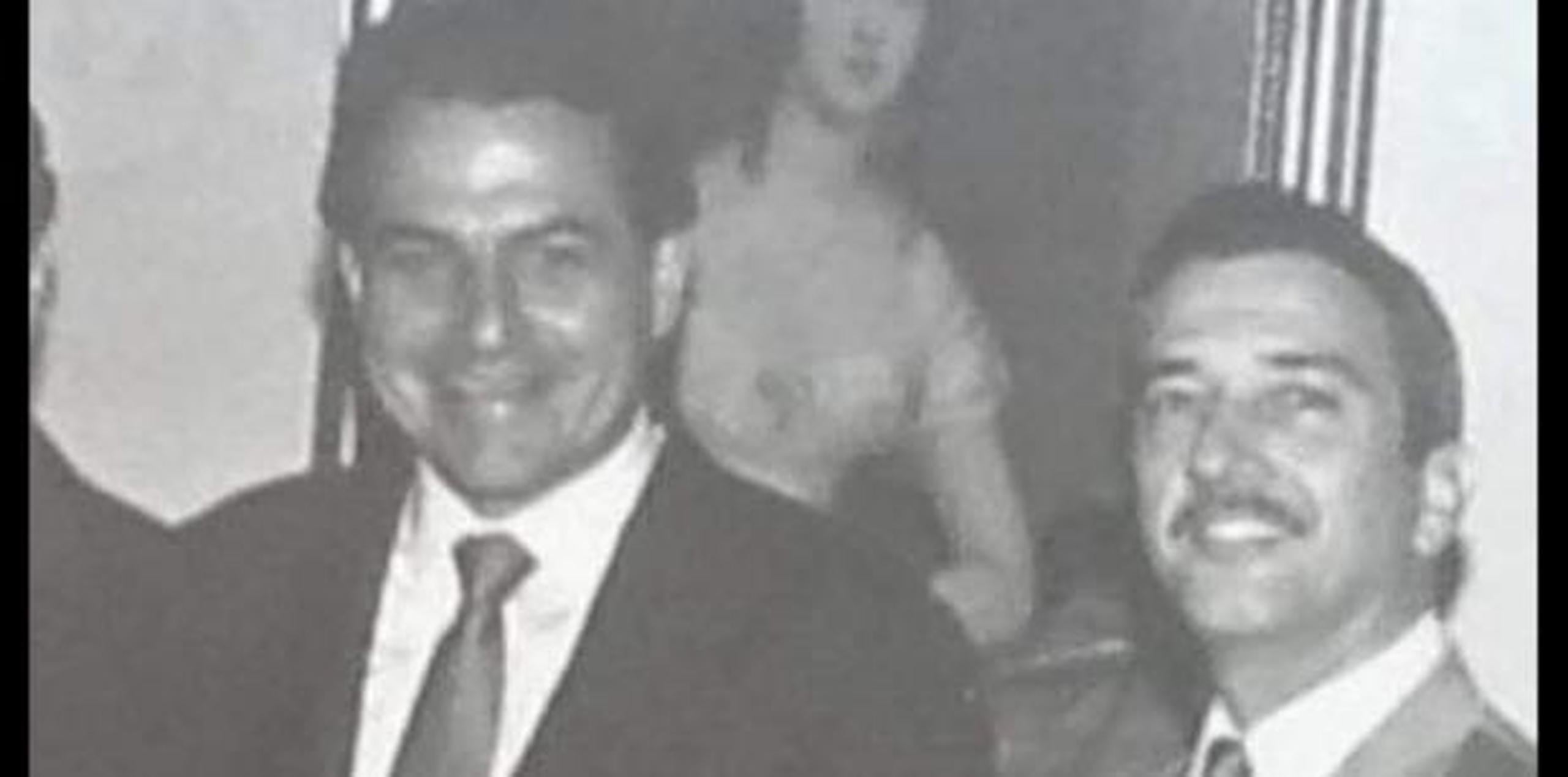Imagen del Hernández Colón y Papiño López en el tiempo donde trabajaron juntos en los años 80. (Facebook)