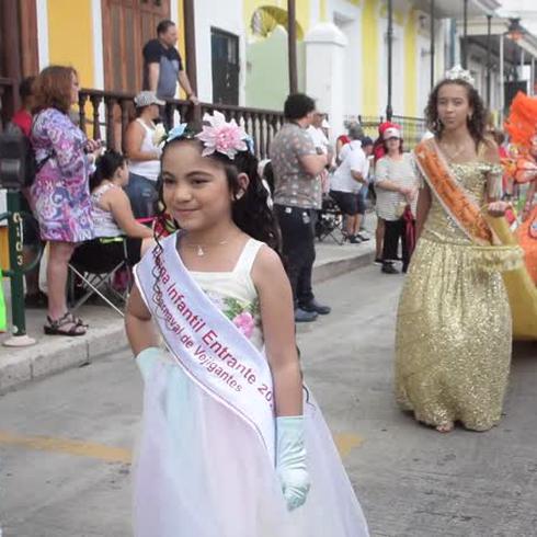 Celebran Carnaval en Ponce