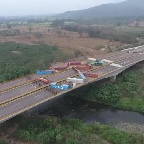 Maduro aumenta los contenedores en la frontera con Colombia