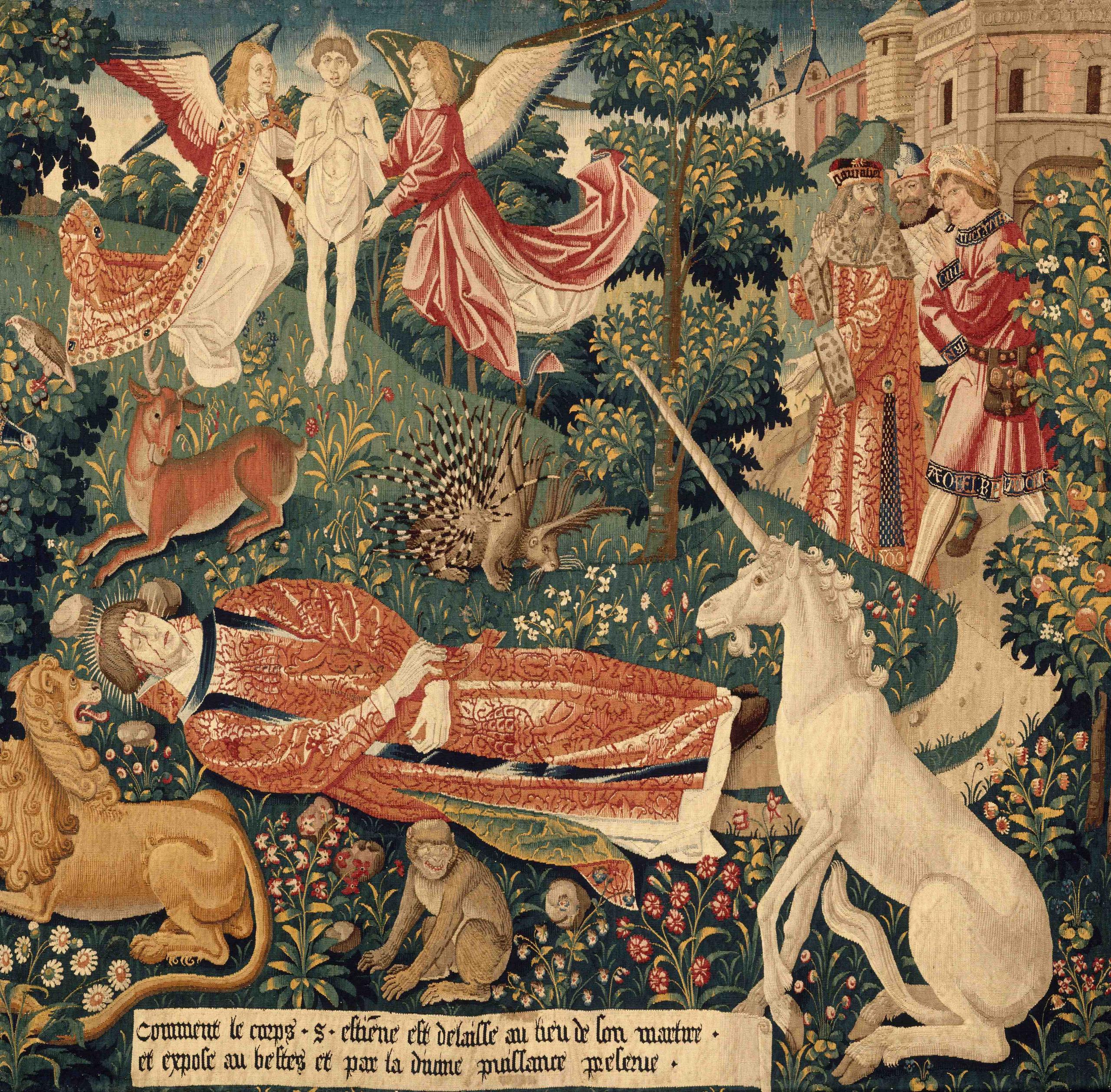 El tapiz "El cuerpo del santo Etienne respetado por animales salvajes". (EFE)