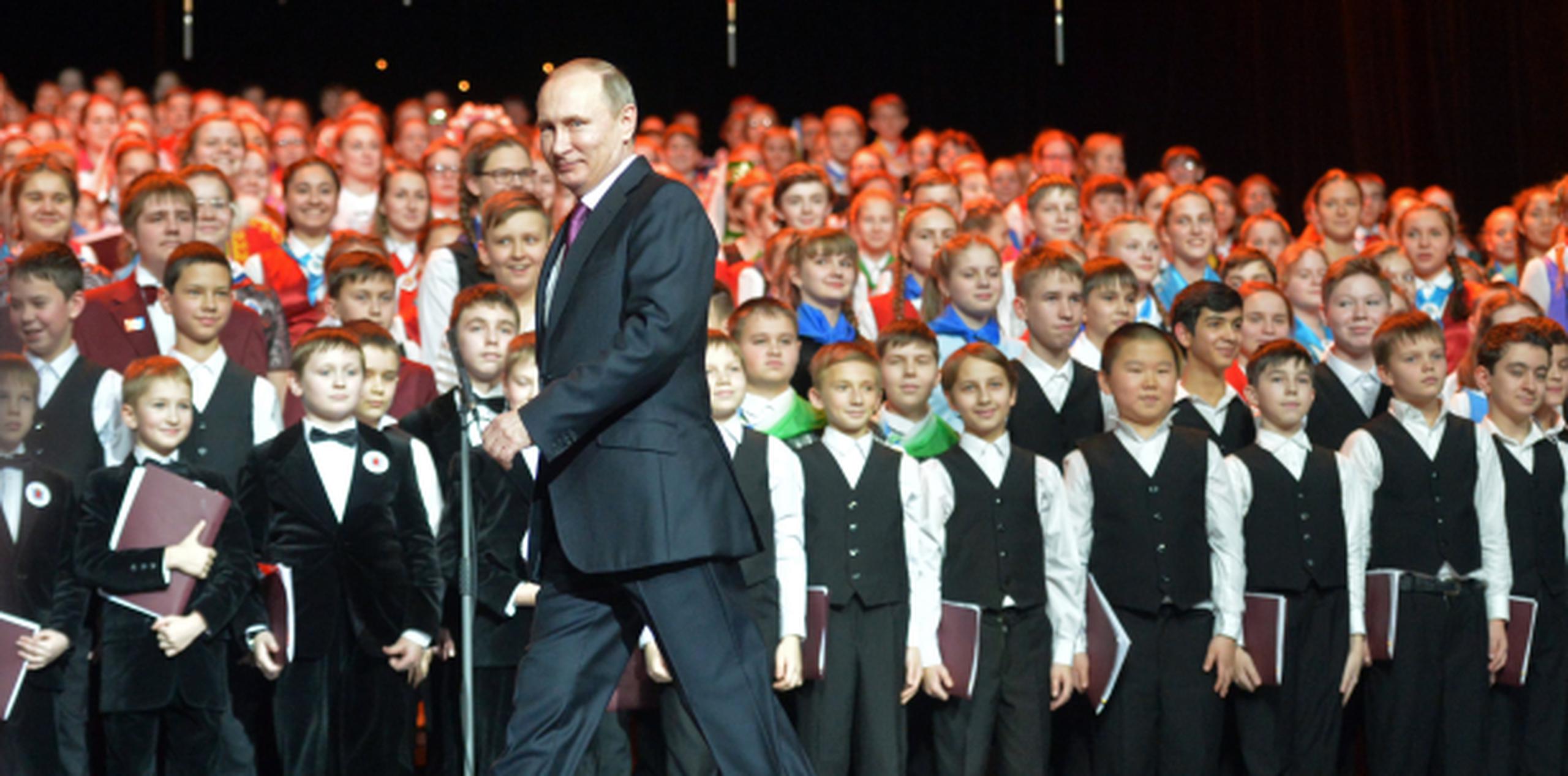 Putin, aquí en un concierto de niños, se expresó duramente contra Turquía. (AP)