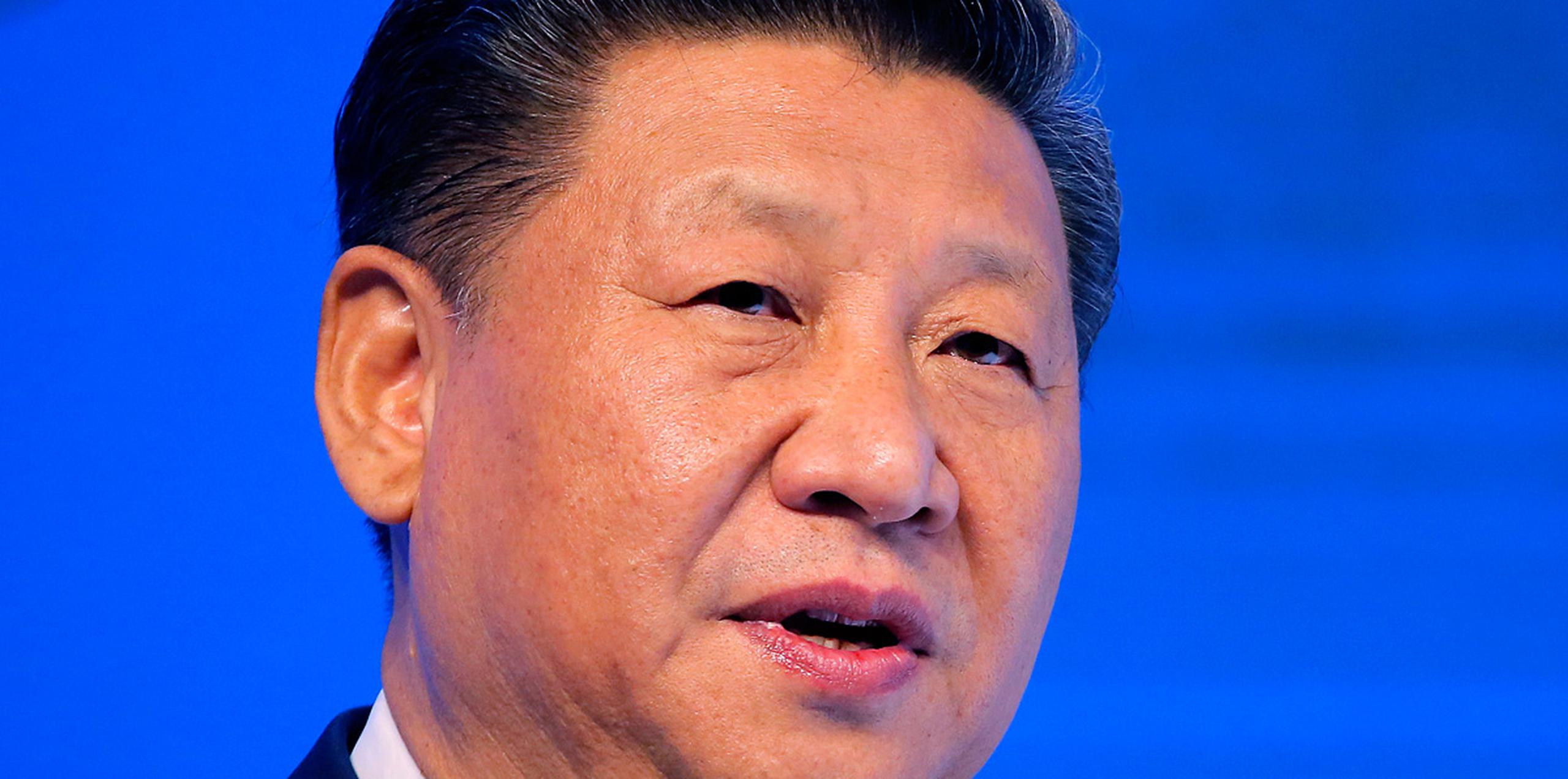 Según la nota de la agencia china, Trump se mostró contento por poder hablar con Xi por teléfono y expresó su admiración por el "histórico desarrollo" conseguido por el país asiático. (AP)