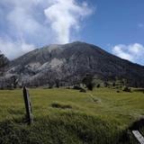 Autoridades reportan dos erupciones del volcán Turrialba en Costa Rica 