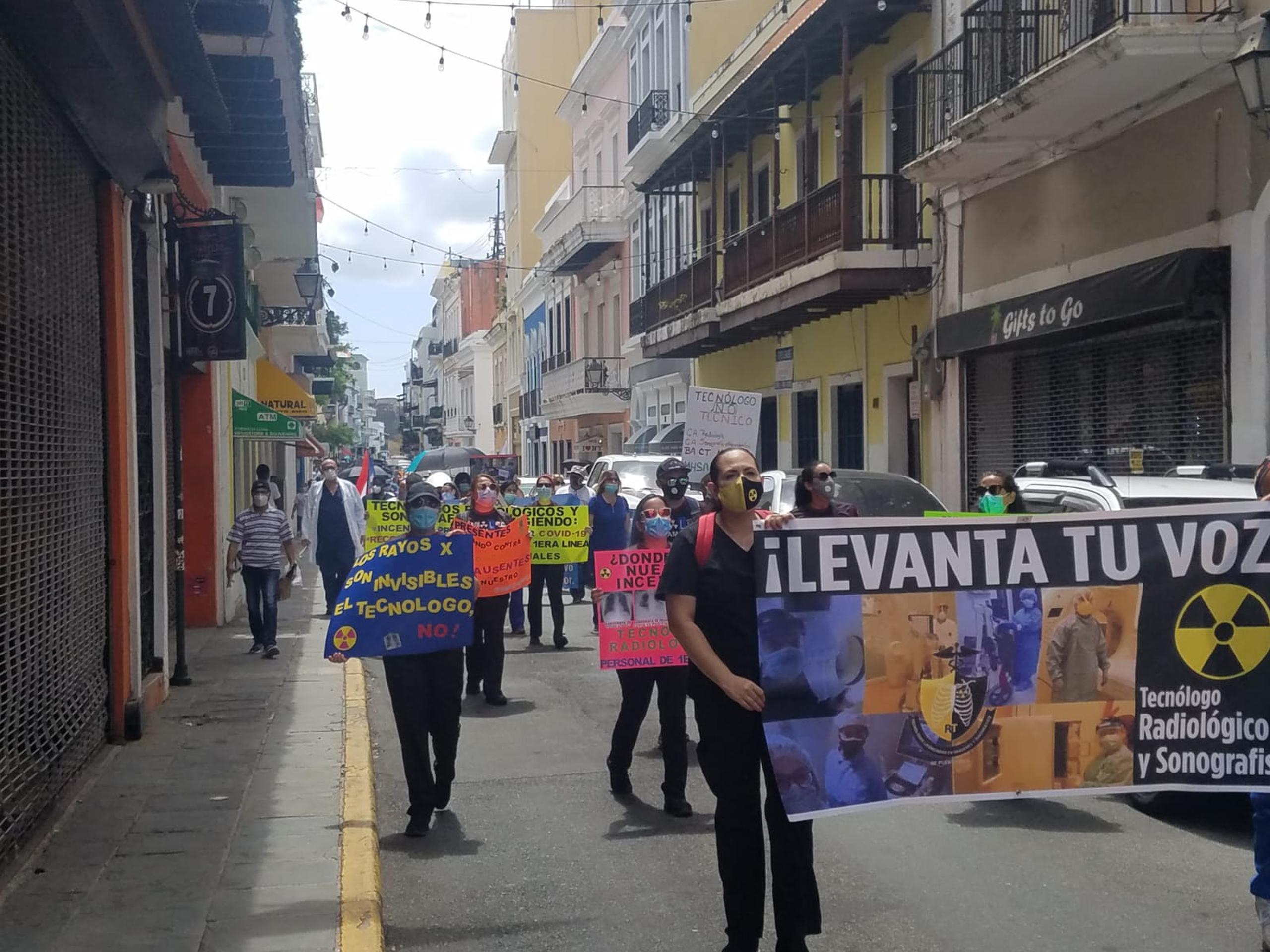 La protesta se llevó a cabo desde El Capitolio hasta la calle de La Fortaleza.