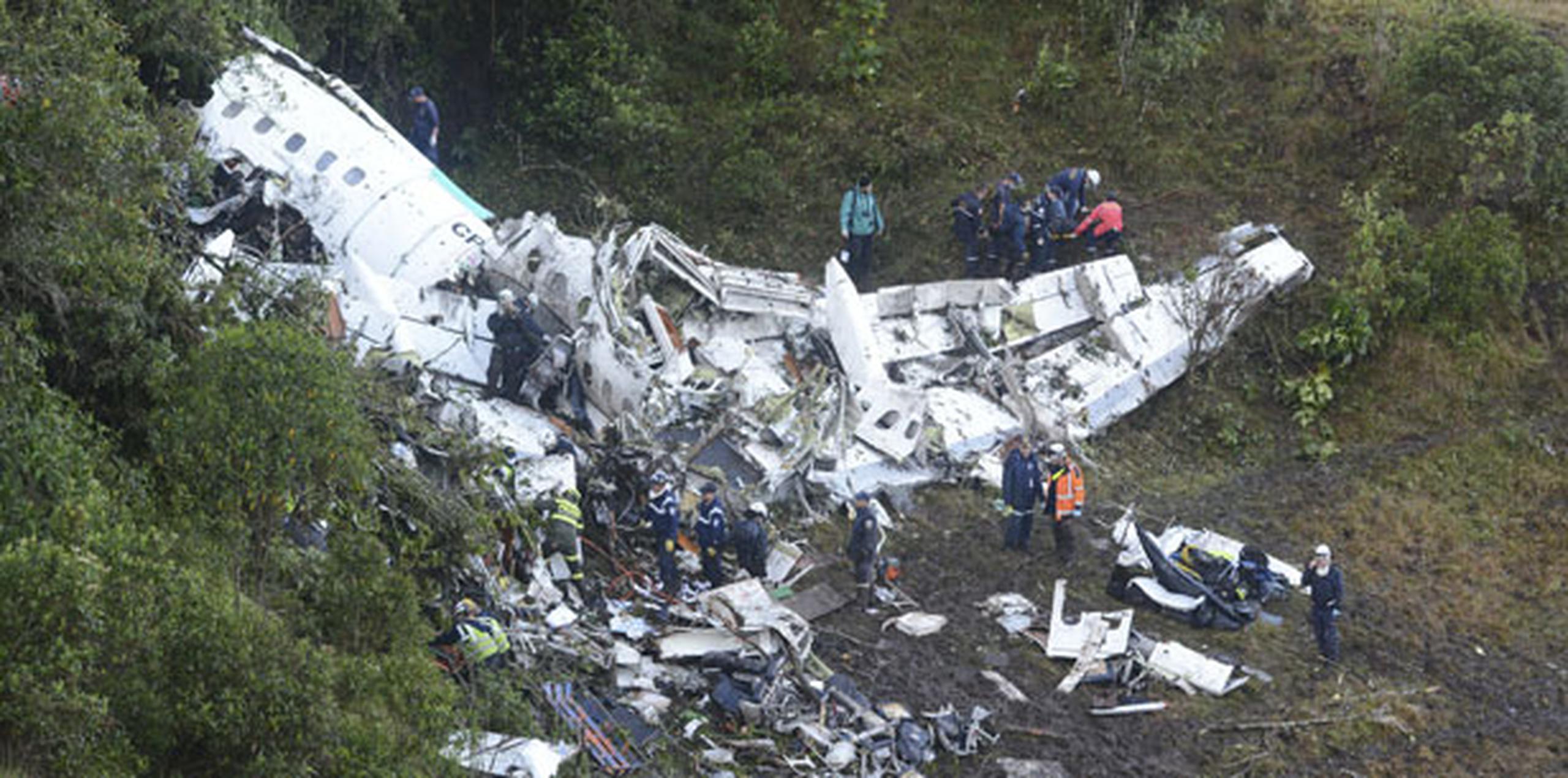 Caio Júnior murió en el trágico accidente junto a otras 74 personas, según datos oficiales de las autoridades. (Prensa Asociada)