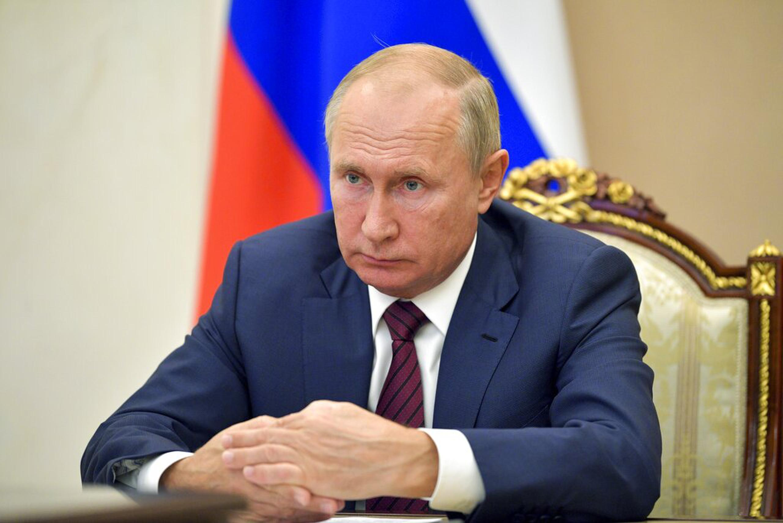Putin dijo el miércoles que apoya la propuesta del gabinete de introducir el período no laborable a partir del 30 de octubre y ampliarlo a la semana siguiente, cuando cuatro de los siete días ya son feriados estatales.