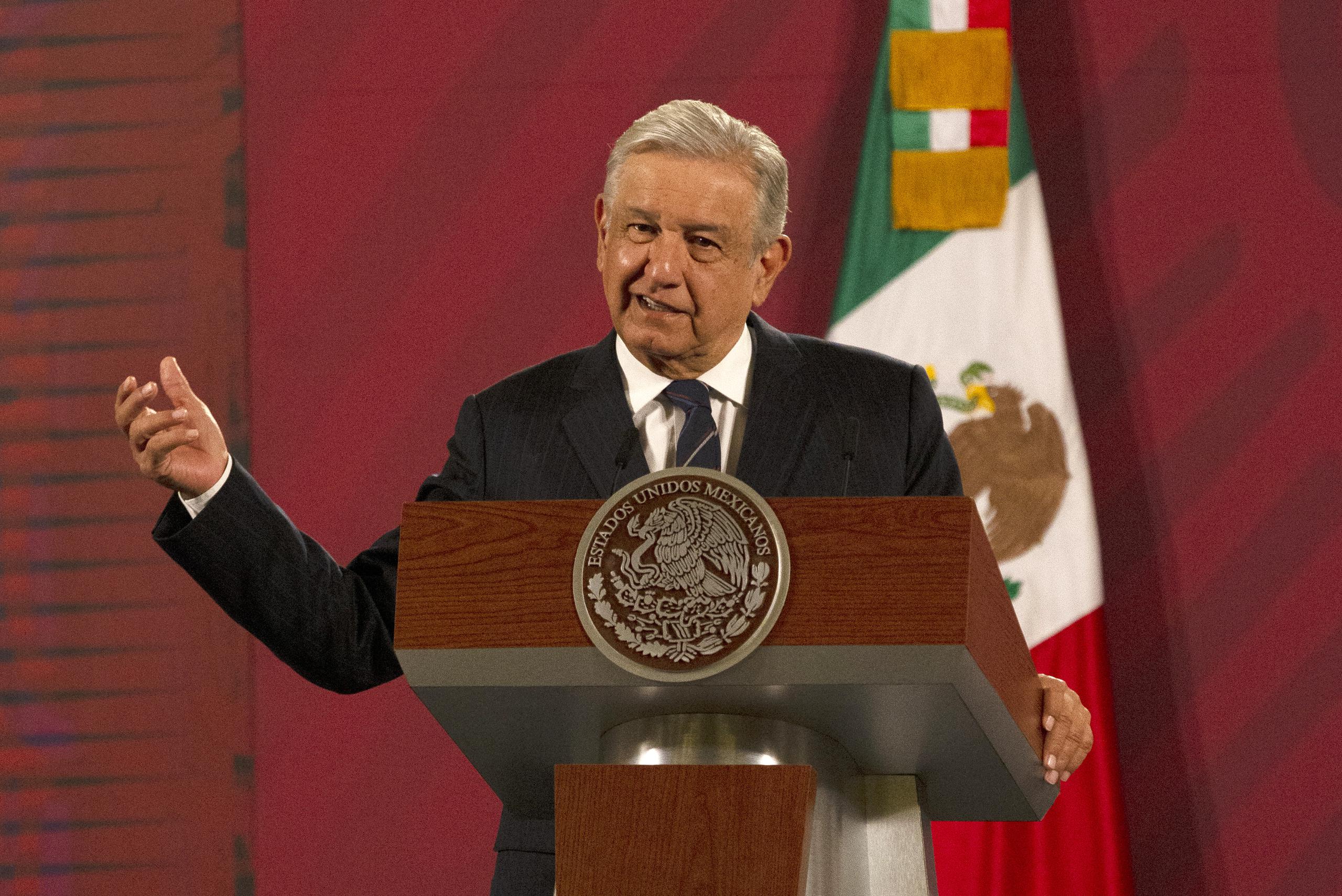 Aunque las autoridades no dieron información sobre el origen de las personas que estuvieron involucradas en el accidente, López Obrador afirmó que todos eran migrantes.