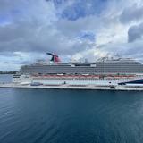 Turismo celebra la llegada de 21,000 pasajeros a Puerto Rico