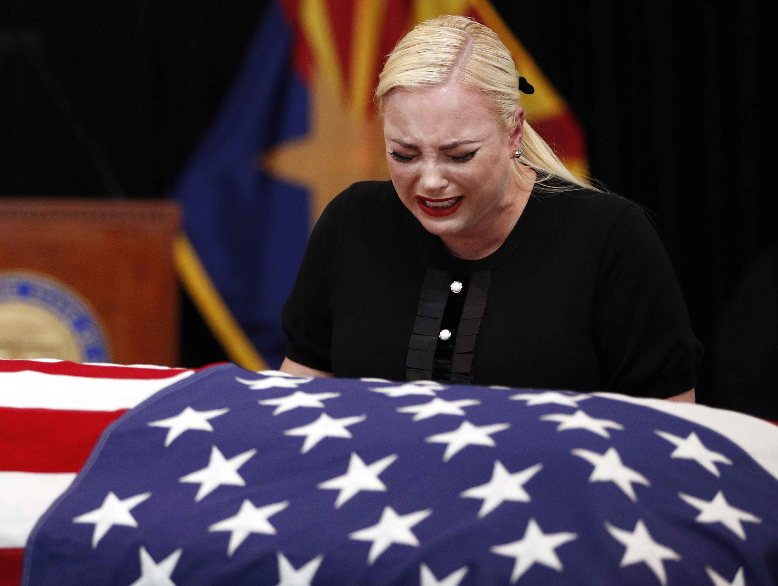 Meghan McCain, hija del fallecido senador. (AP / Jae C. Hong, Pool)