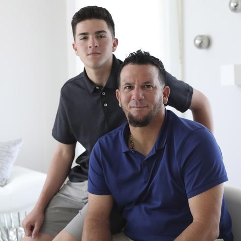 Orlando Román y su hijo tienen otro motivo para celebrar el Día de los Padres