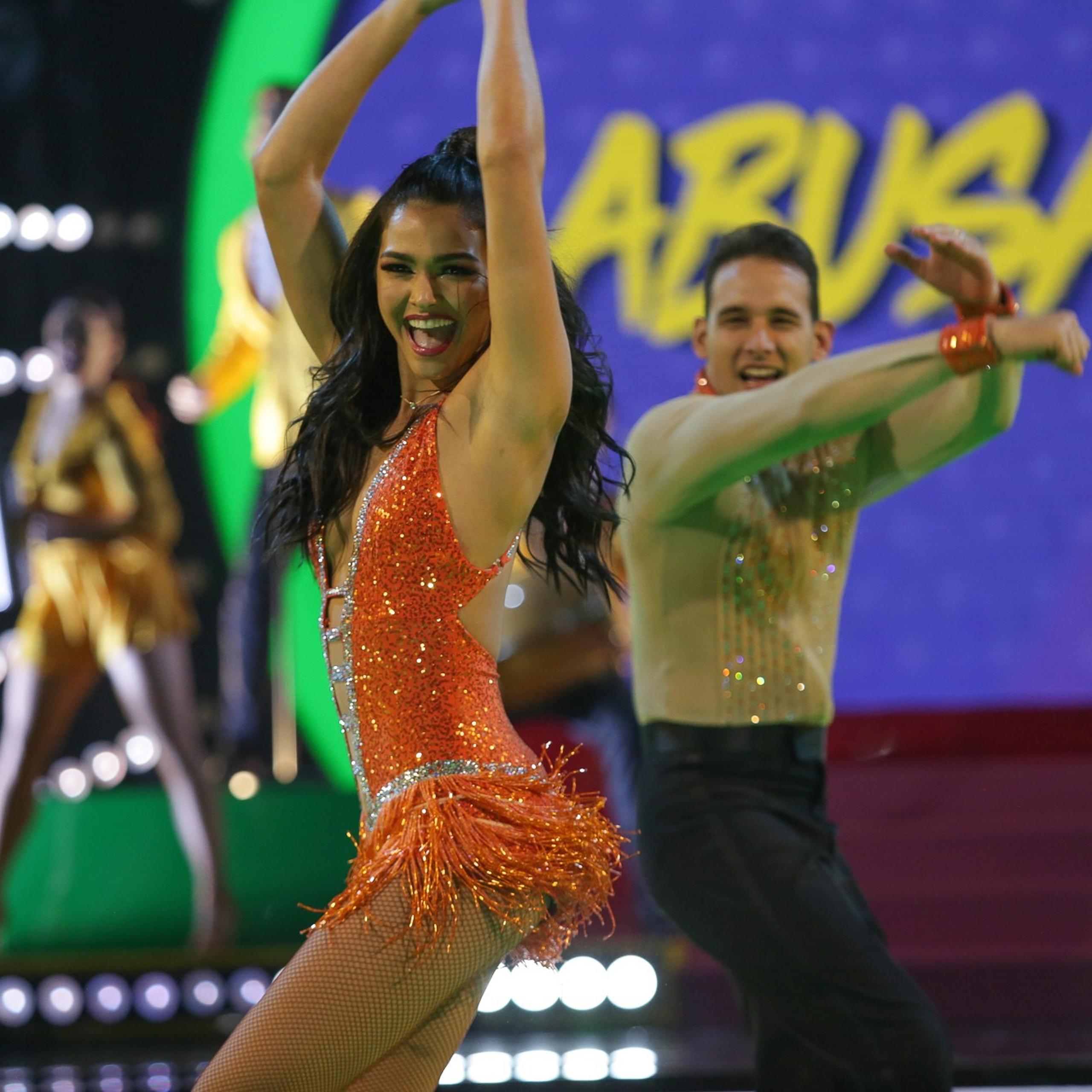 Su primer baile en la final fue el merengue “Abusadora”, de Wilfrido Vargas.