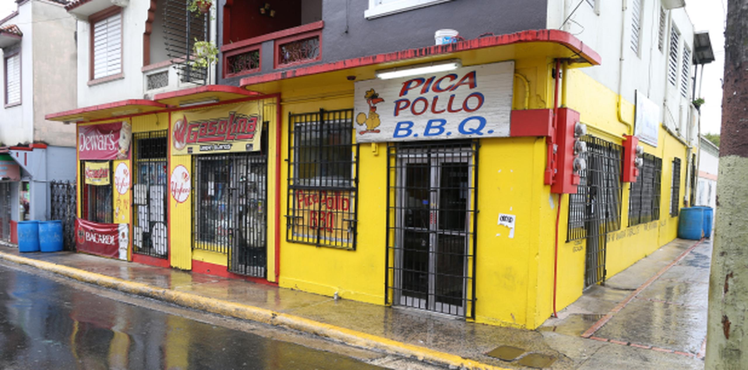 Durante la matanza, ocurrida el viernes en el negocio Pica Pollo y BBQ, murieron cuatro personas. (angel.rivera@gfrmedia.com)