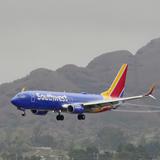 Southwest promete reanudar vuelos normales en Estados Unidos para el viernes