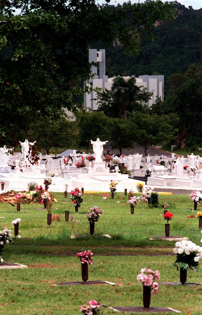 El cementerio de La Resurrección está ubicado en la PR-858. (GFR Media)