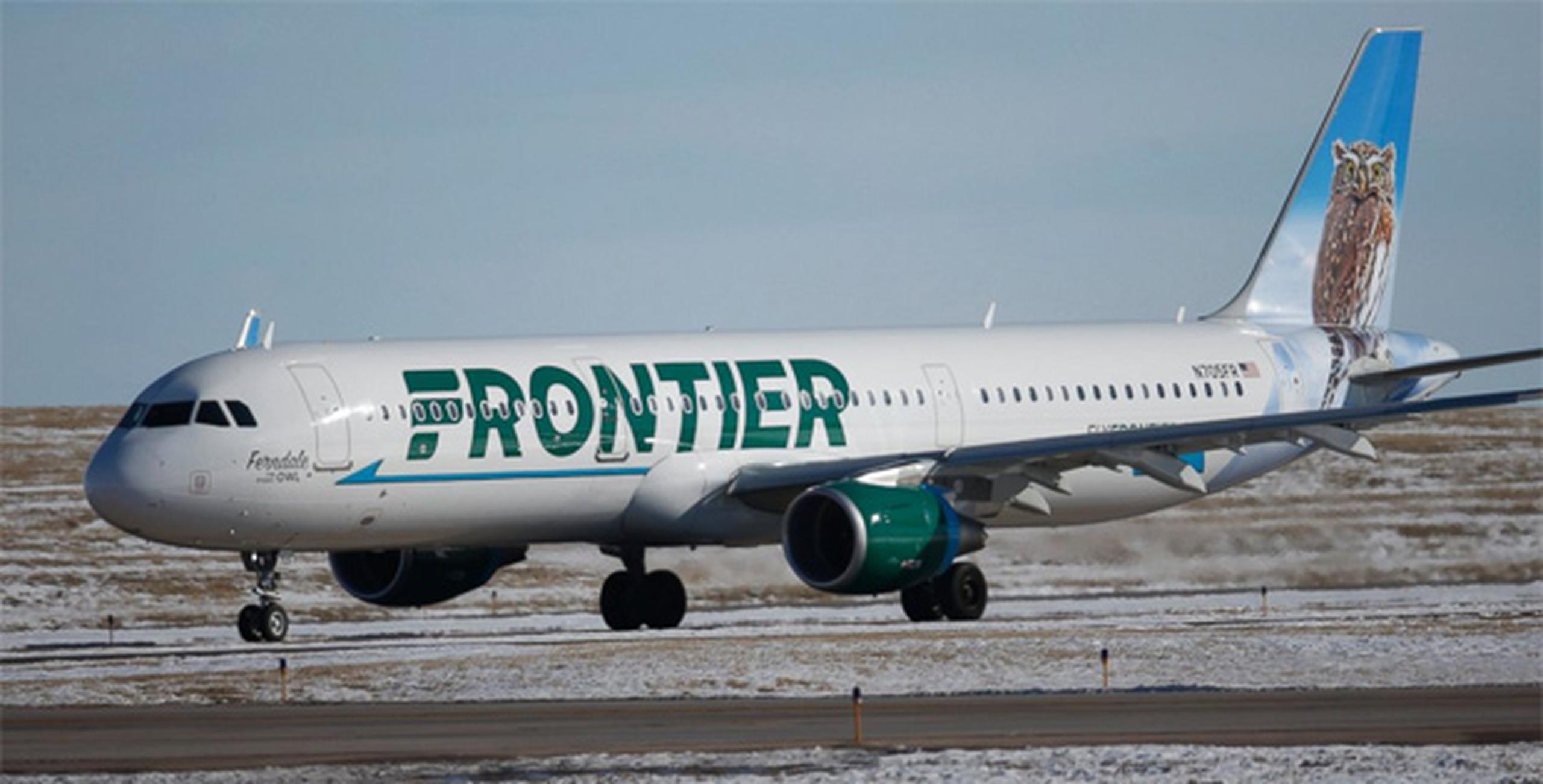 Frontier, reconocida como una aerolínea “ultra low cost” o súper económica, opera vuelos a sobre 65 destinos domésticos e internacionales. (Archivo)