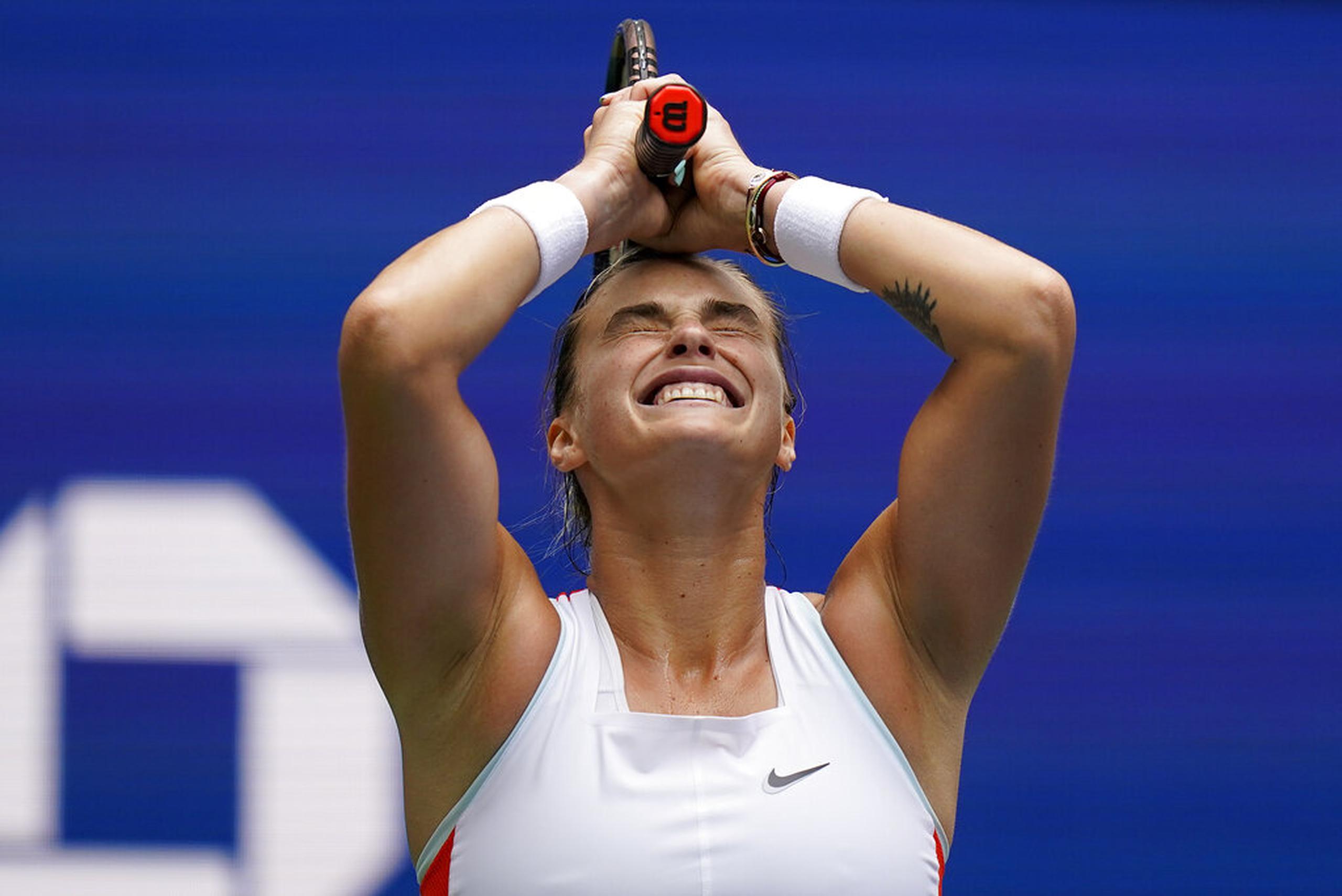 Aryna Sabalenka reacciona tras derrotar a Karolina Pliskova en los cuartos de final del US Open.