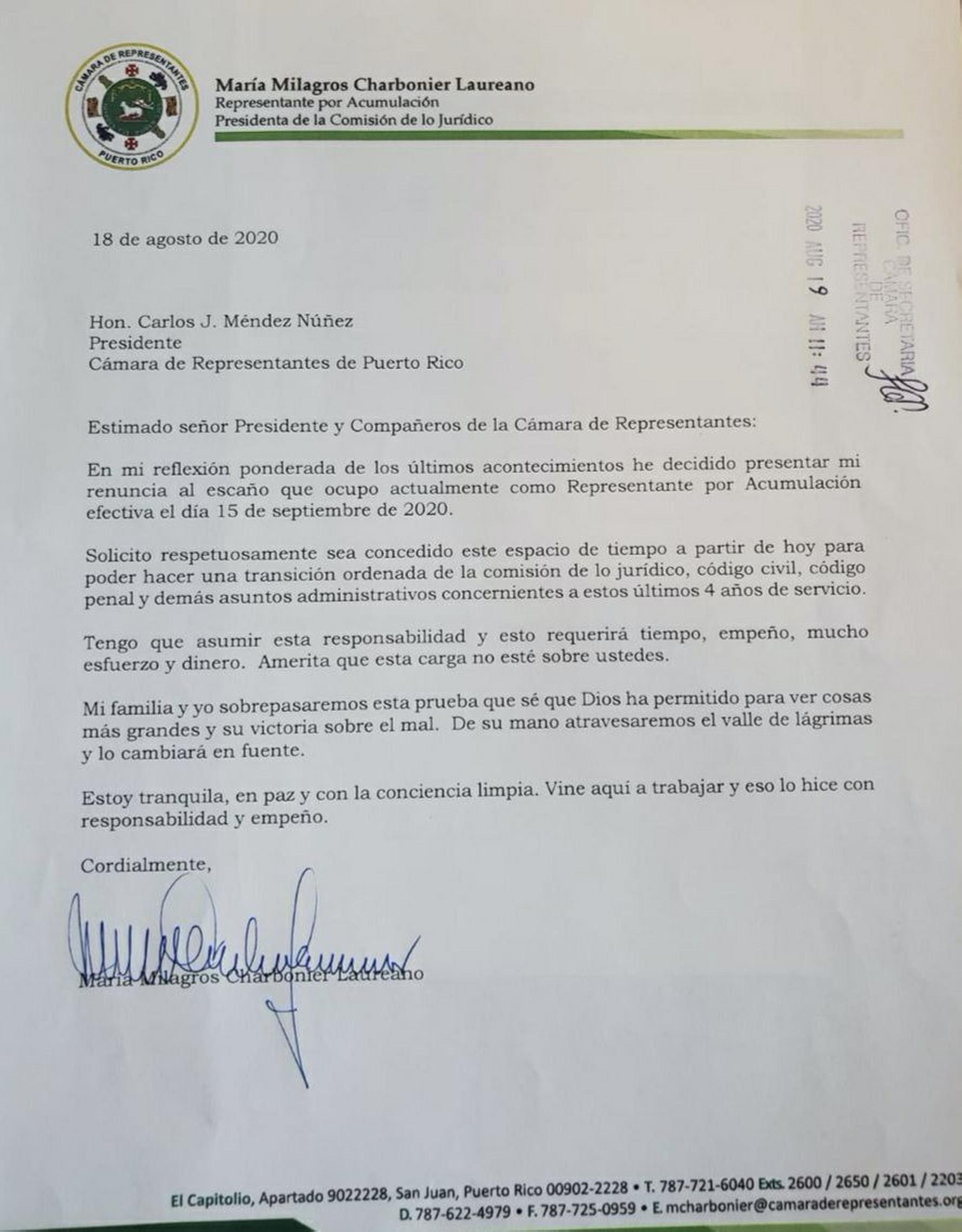 Carta renuncia de María Milagros Charbonier.