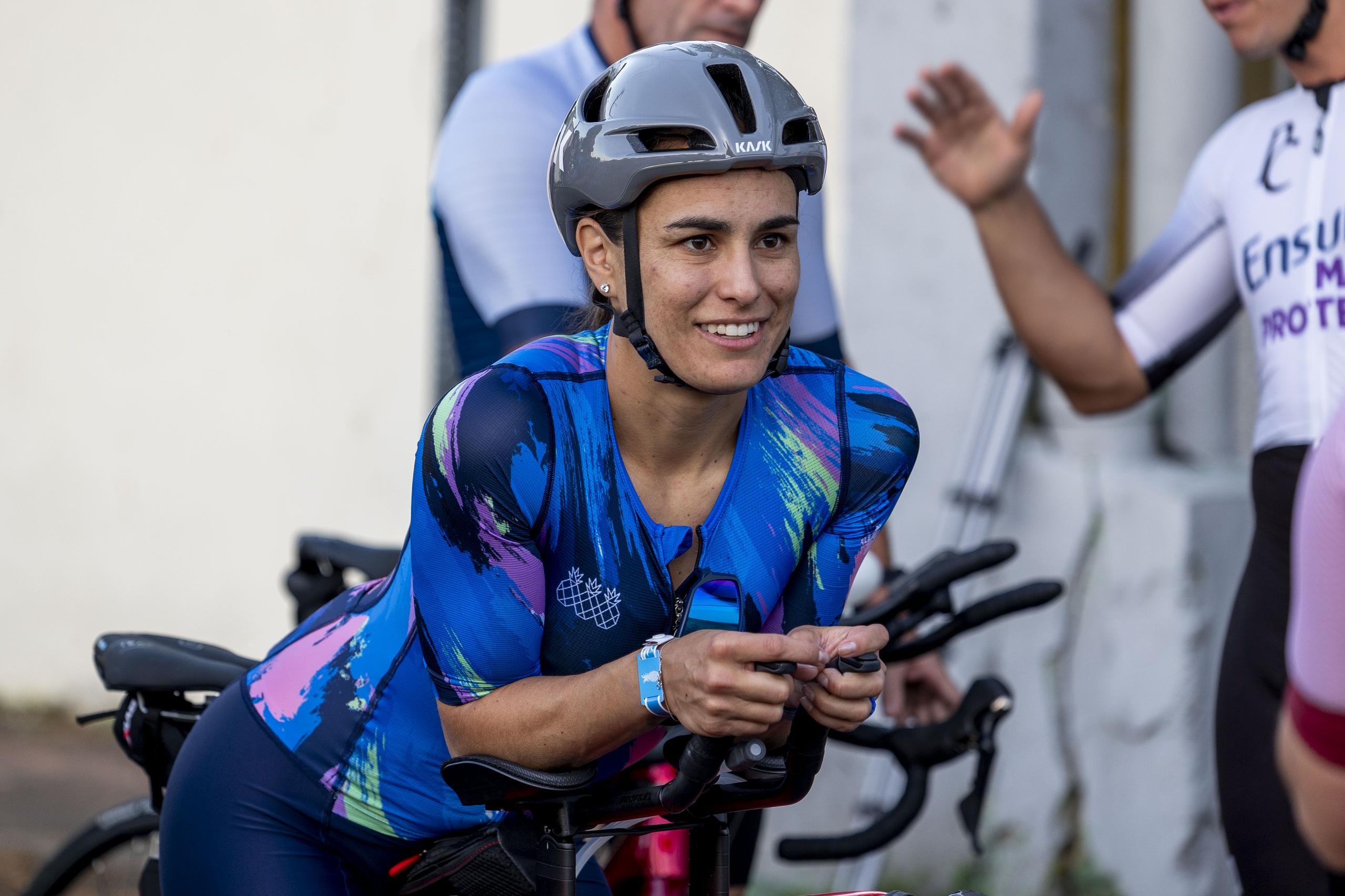 Mónica Puig tuvo la oportunidad de hacer un recorrido por la trayectoria en bicicleta.