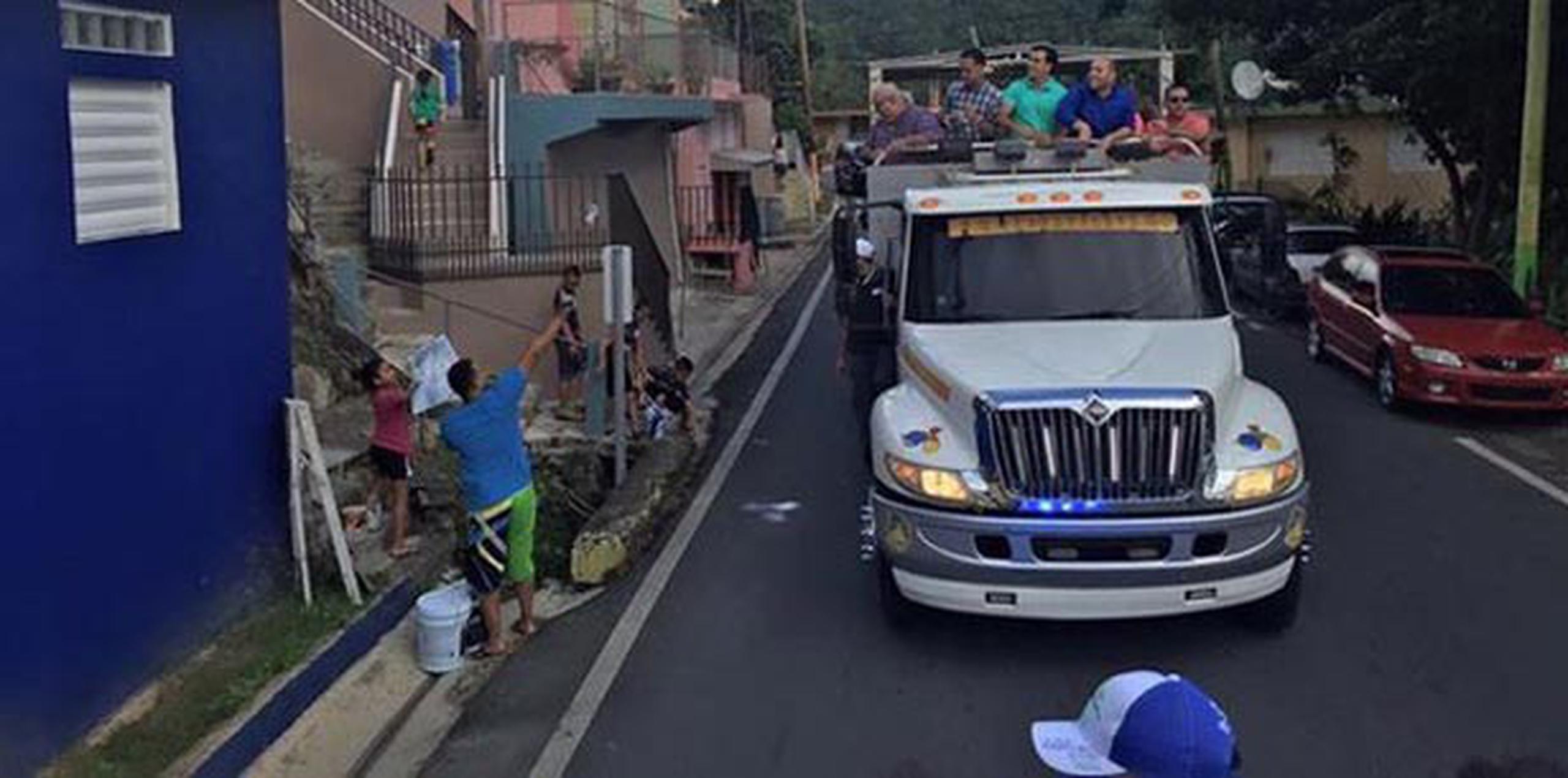 Ricardo Rosselló centró sus esfuerzos de campaña este domingo en los pueblos de Barranquitas, Comerío, Corozal y Naranjito. (Suministrada)