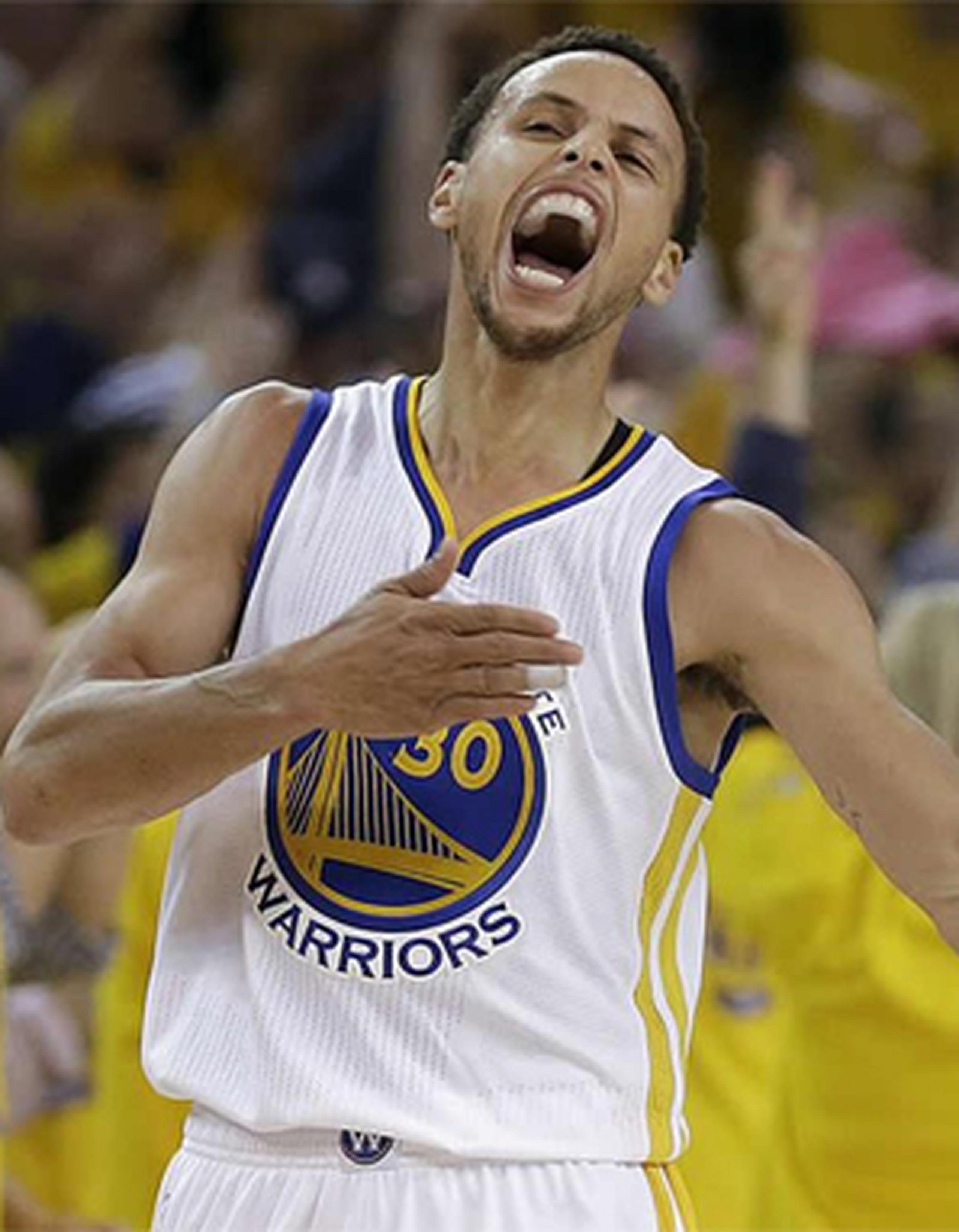 Curry llevó esta camiseta en uno de los partidos de los Warriors contra los Cavaliers de Cleveland. (AP)
