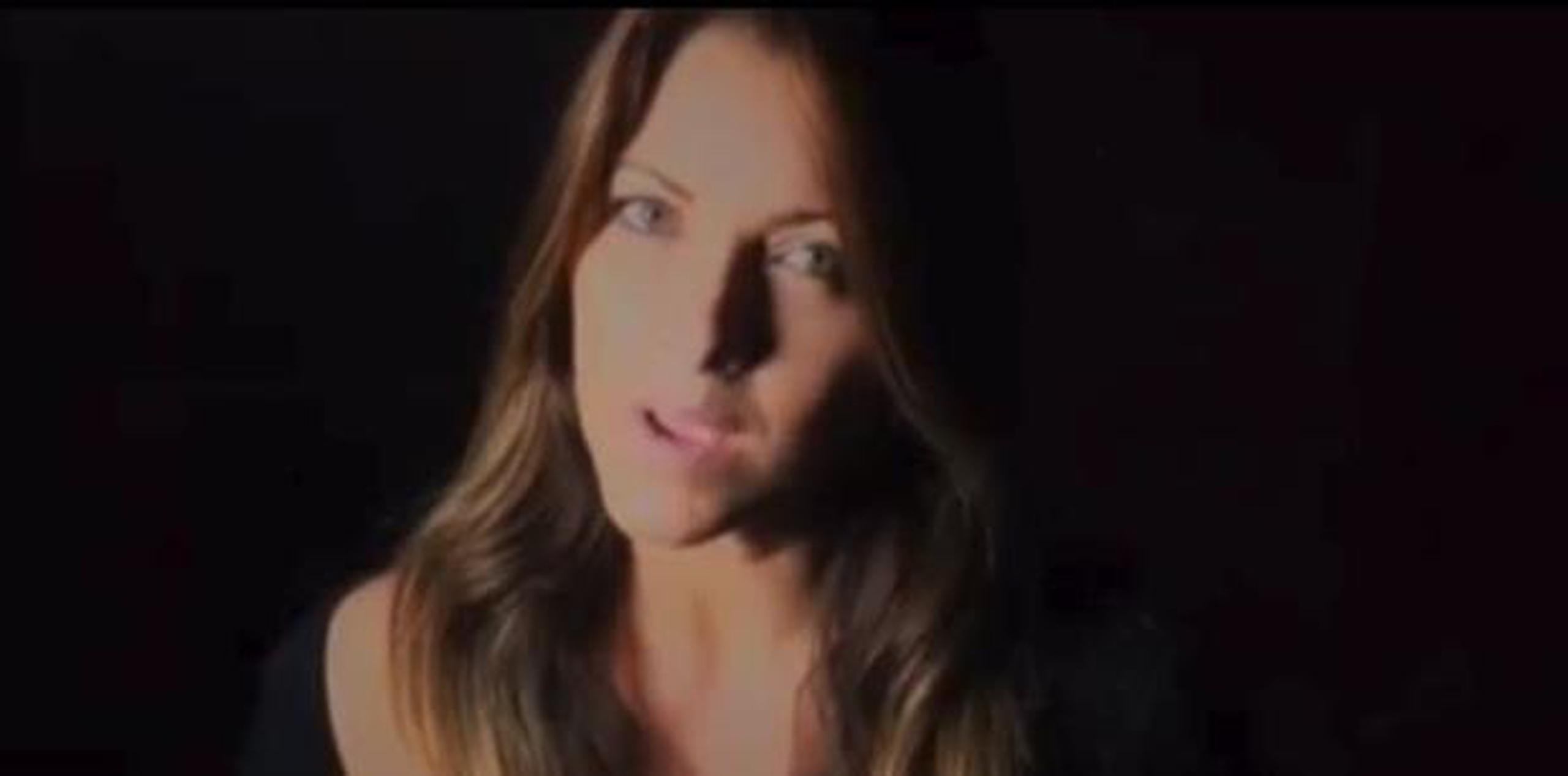 Millie Corretjer canta “sé que sola estoy mejor” - Primera Hora