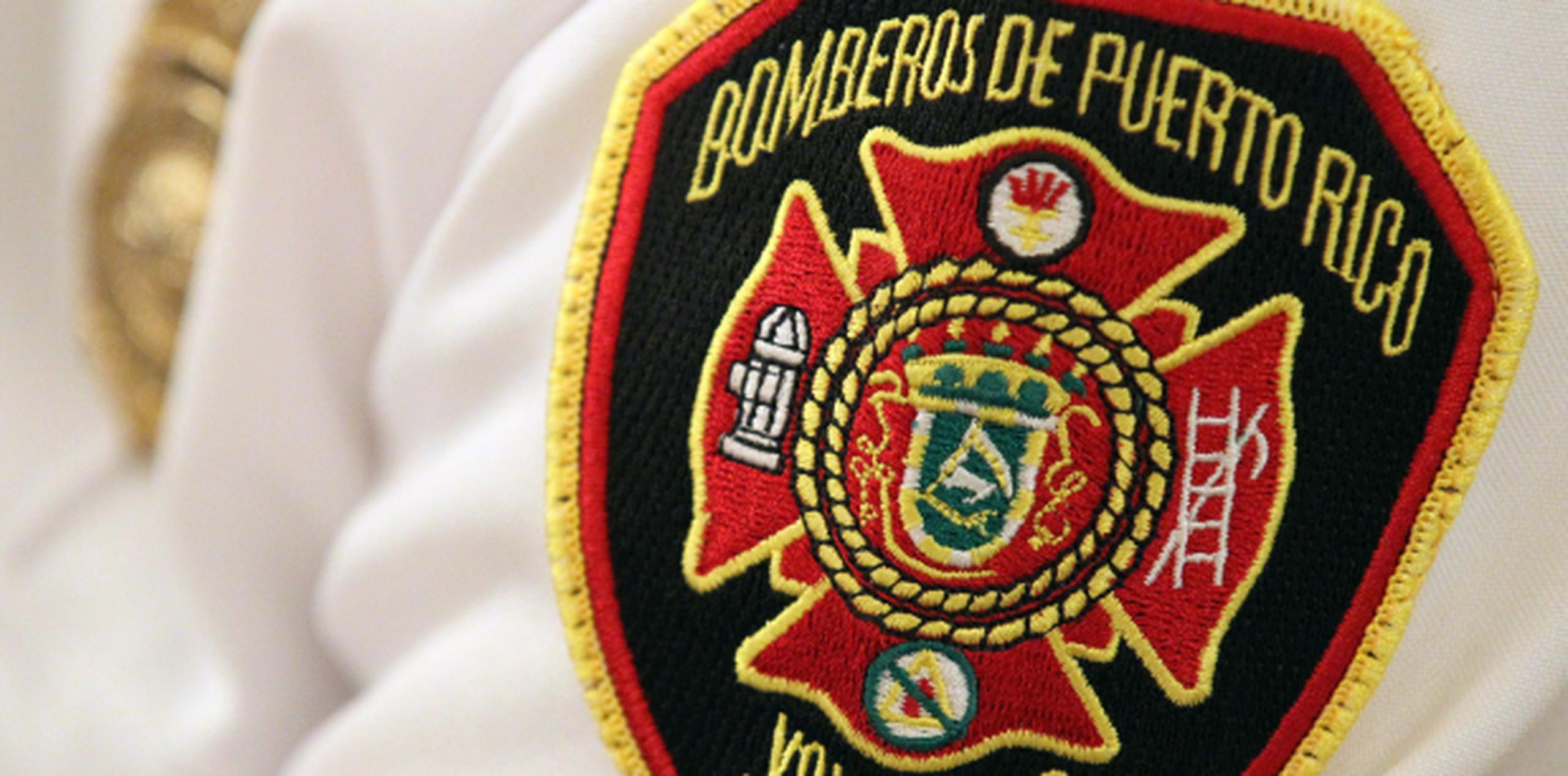 Personal de Manejo de Emergencias y del Cuerpo de Bomberos participaron en el rescate. (Archivo)