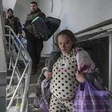 Minutos luego de que Rusia explotara un hospital de niños y embarazadas