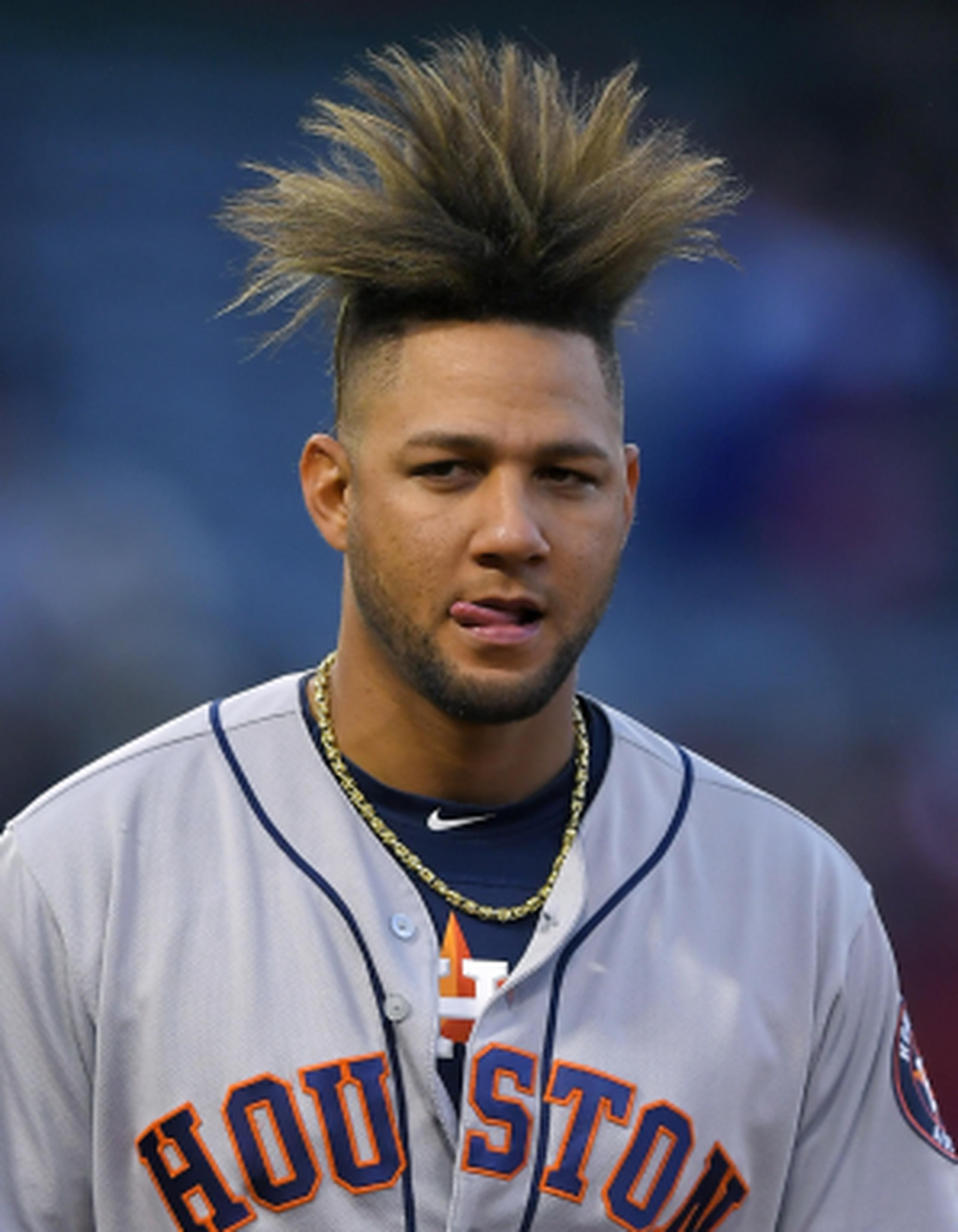 Yuli Gurriel Y Su Peinado Llegan A Pasarela De La Serie Mundial