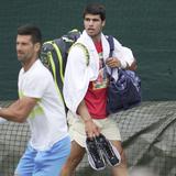 Novak Djokovic sale en busca de su octavo título en Wimbledom