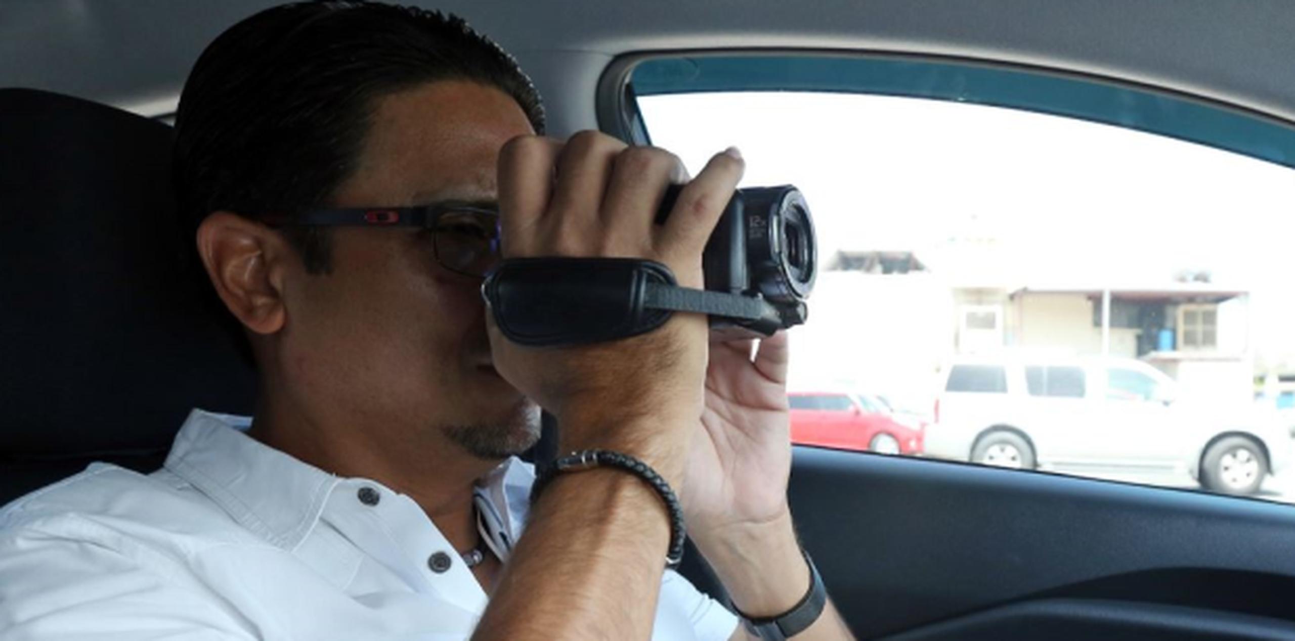 El detective Luis Torres usa todos los recursos tecnológicos para capturar a los posibles infieles. (juan.martinez@gfrmedia.com)