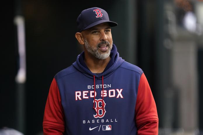 The Boston Red Sox led by Puerto Rican Alex Cora had lost five games in a row before Tuesday's games, and had fallen to the basement of the East of the American League East Division.