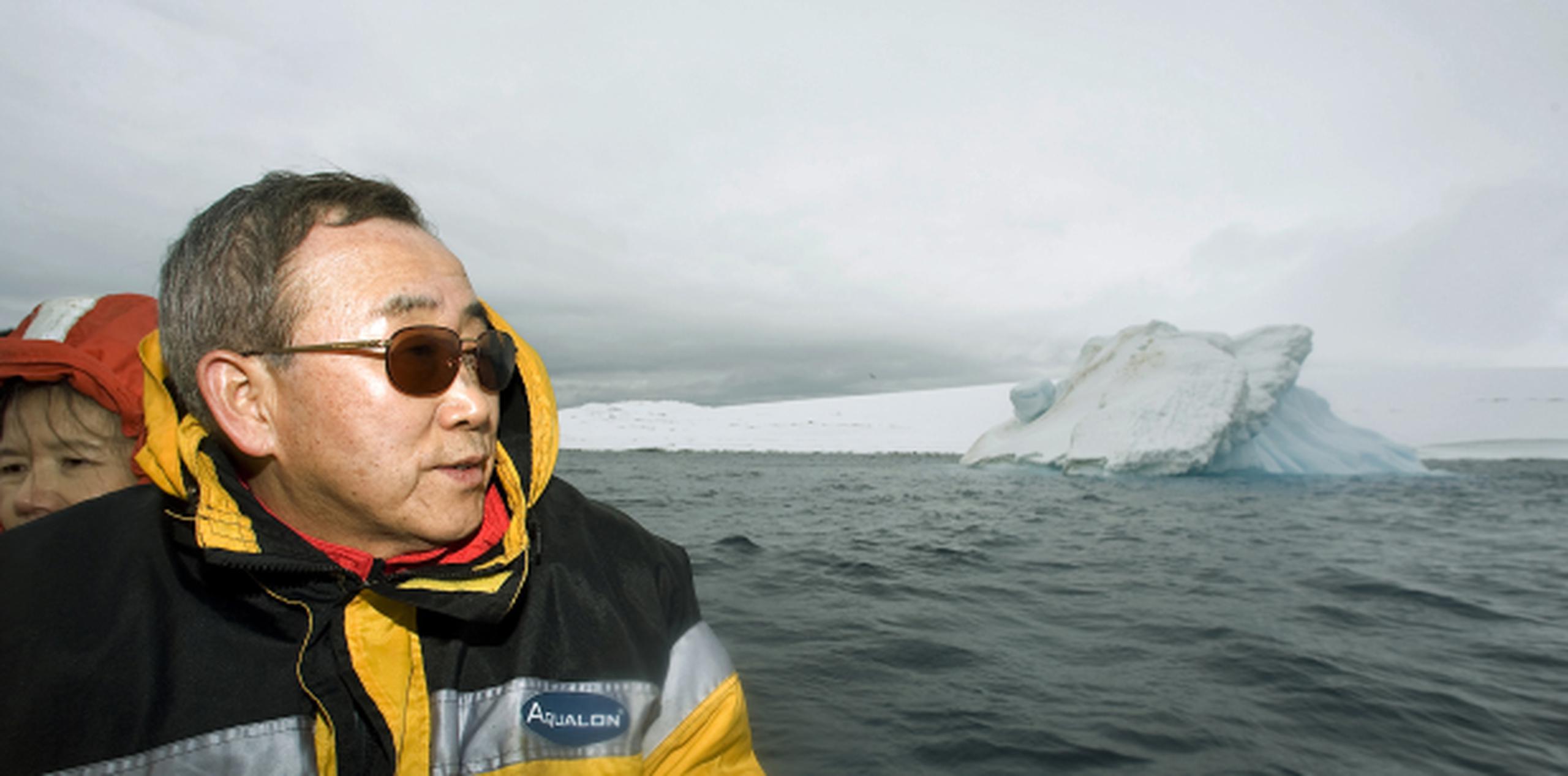 El secretario general de las Naciones Unidas, Ban Ki-moon, viajó diversos lugares del mundo -como Antártida- para combatir el cambio climático. (AP)