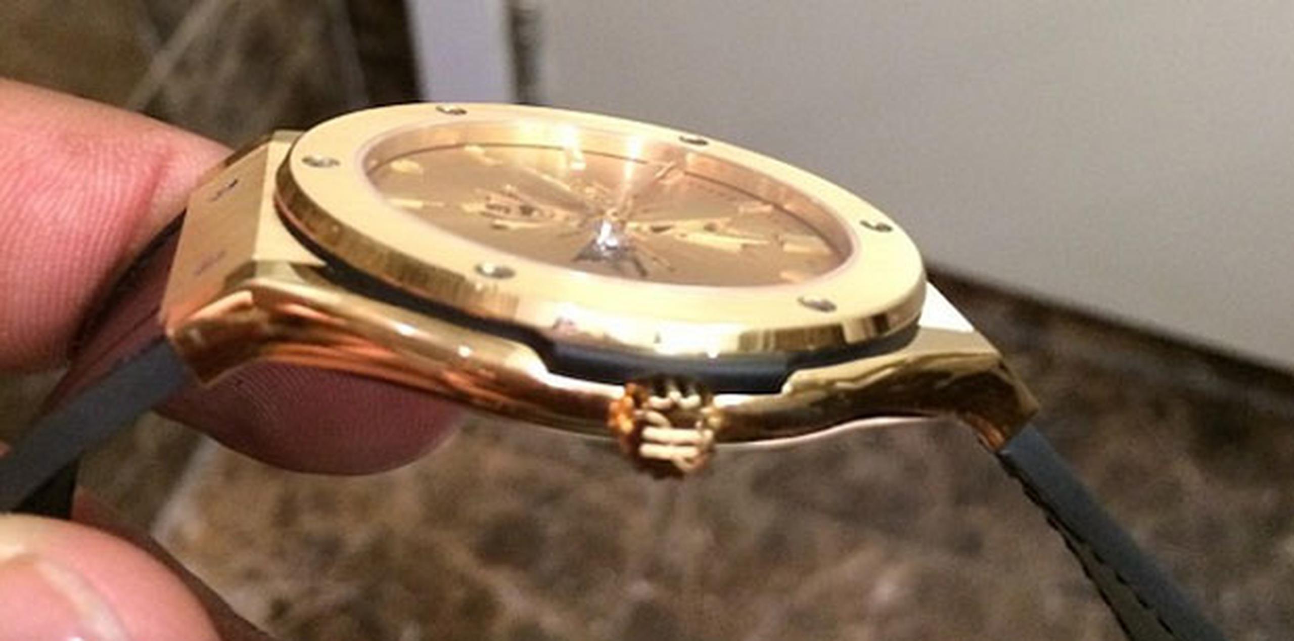 El pelotero recibió un reloj Shawn Carter Classic Fusion edición limitada, hecho por Hublot. (Instagram)