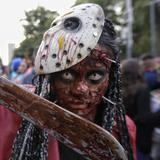 Momias, zombies y hasta vampiros invaden Ciudad de México
