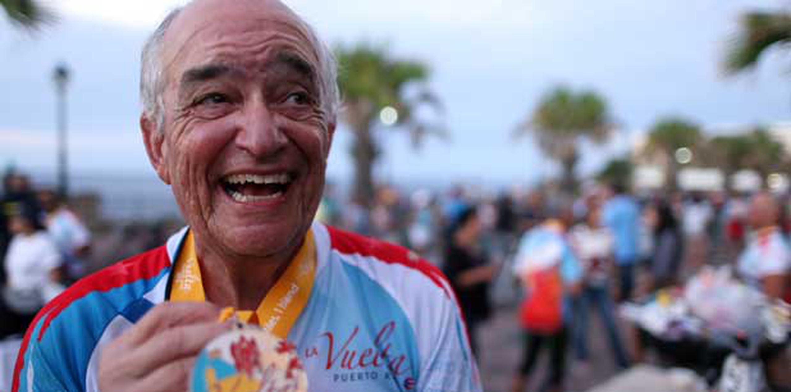 Wilfredo Geigel, de 74 años, completó la ruta. (juan.alicea@gfrmedia.com)