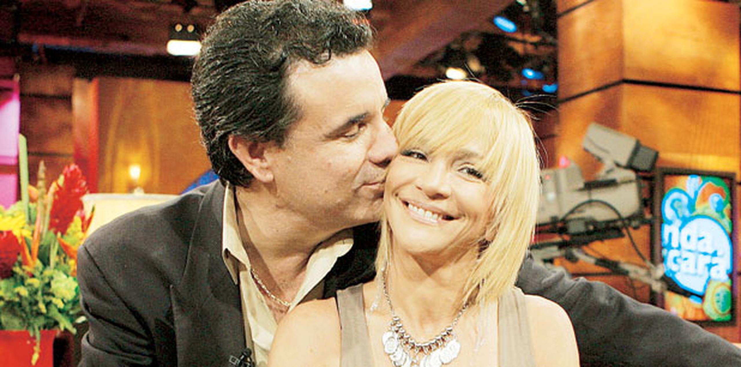 La cantante acudió a las redes sociales para escribir mensajes dedicados a su fallecido esposo, Carlos “Topy” Mamery. (Archivo)