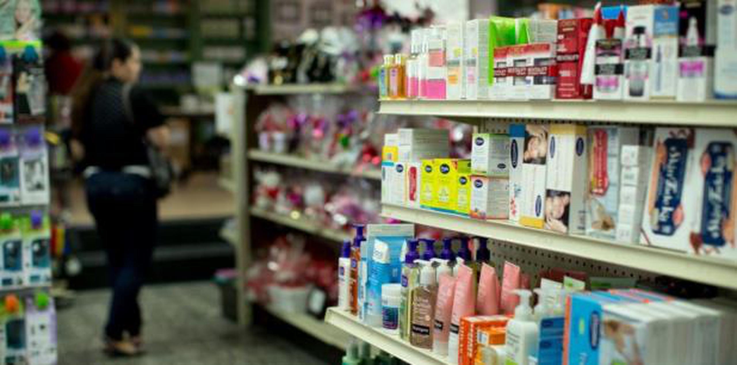 A pesar de las vicisitudes y pérdidas que trajo el huracán María para el sector comercial, actualmente hay 937 farmacias de la comunidad operando alrededor de toda la Isla.  (tonito.zayas@gfrmedia.com)