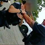 Sargento de Florida es acusado tras agarrar a mujer policía por el cuello