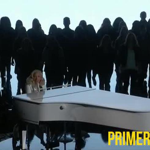 Impactante presentación de Lady Gaga