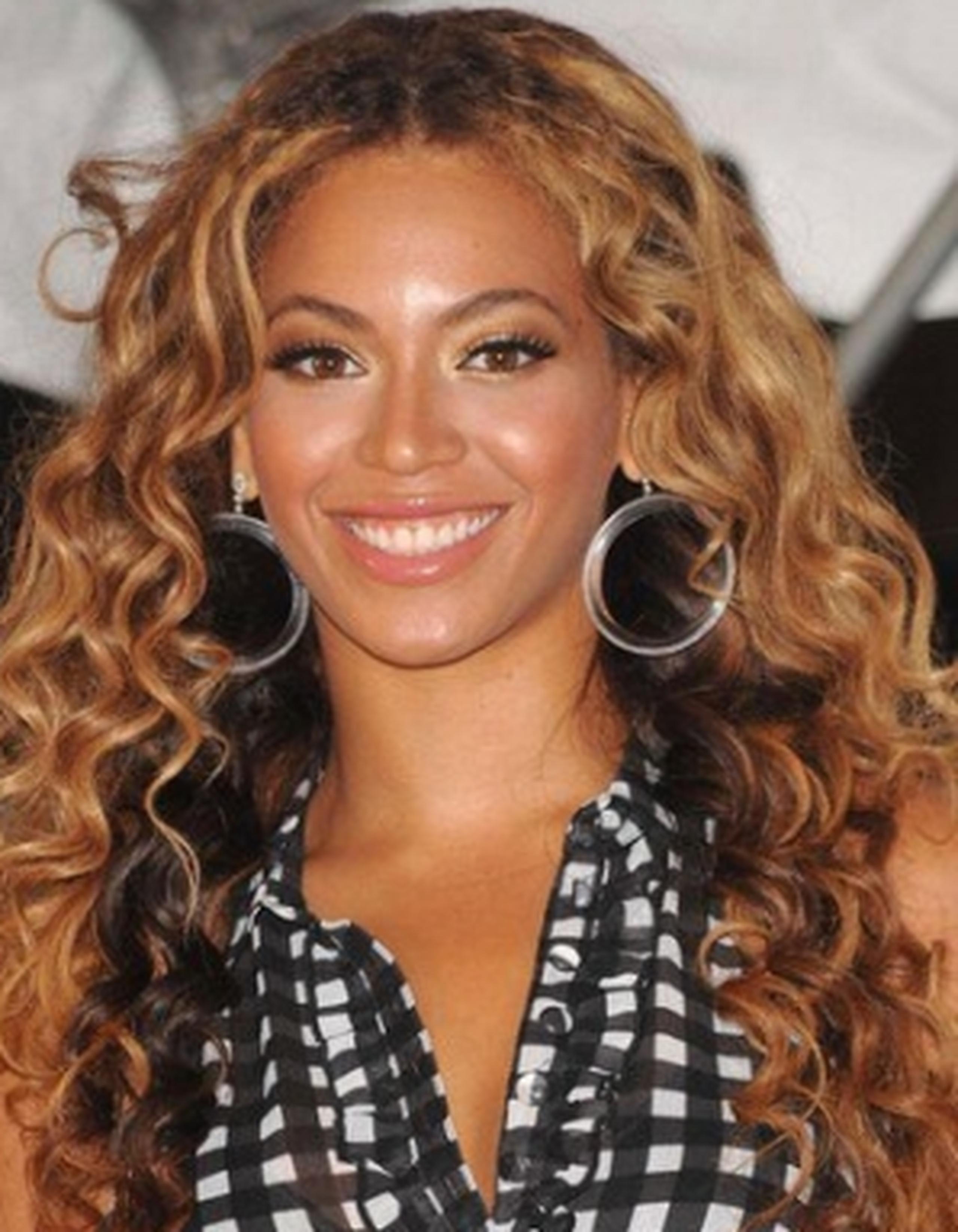 Beyoncé lanza línea de ropa deportiva